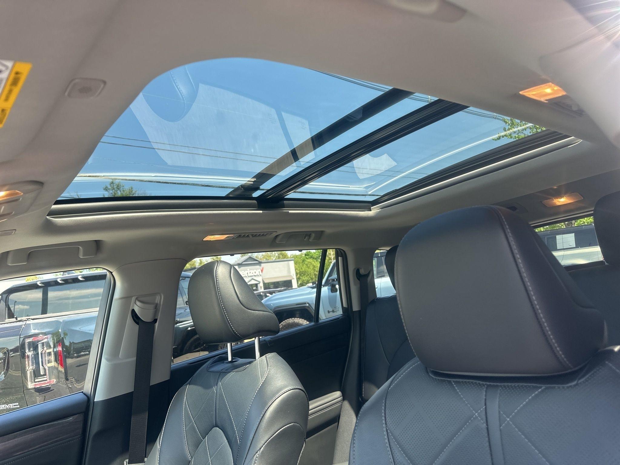 Toyota Highlander  2025