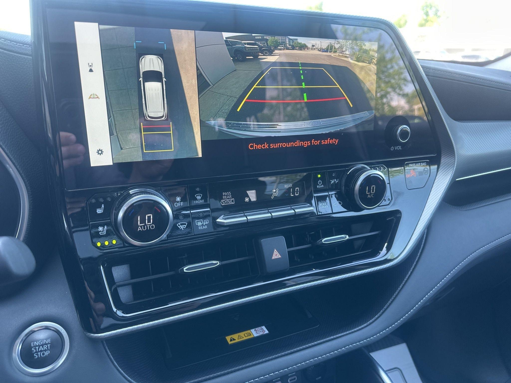 Toyota Highlander  2025