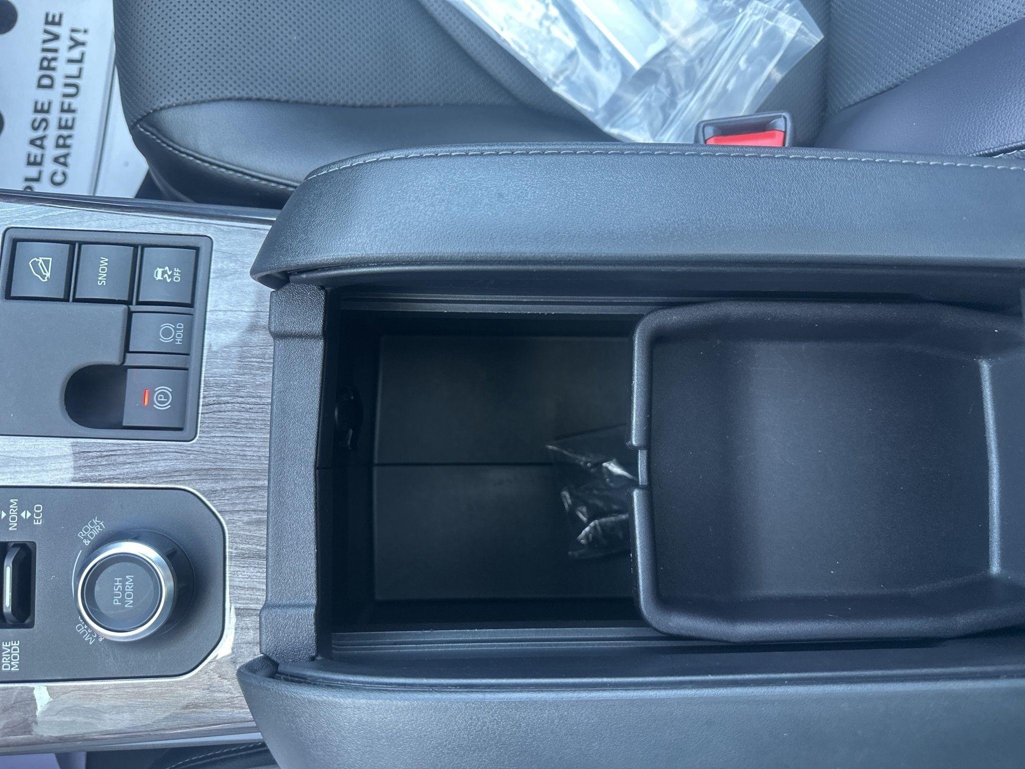 Toyota Highlander  2025