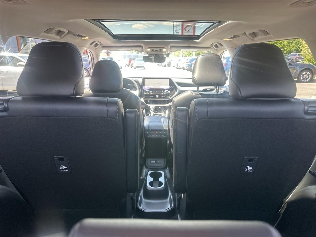 Toyota Highlander  2025
