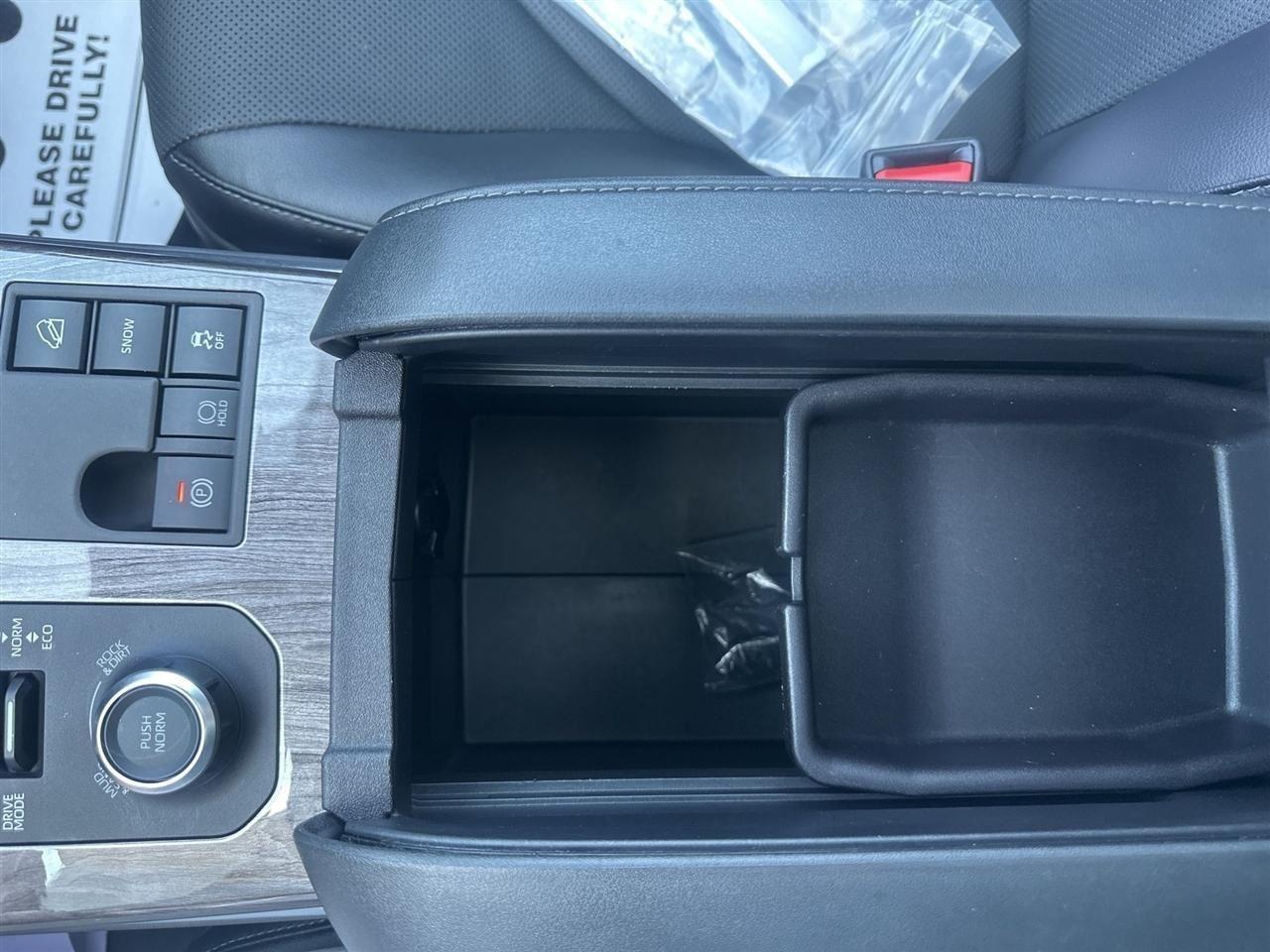 Toyota Highlander  2025