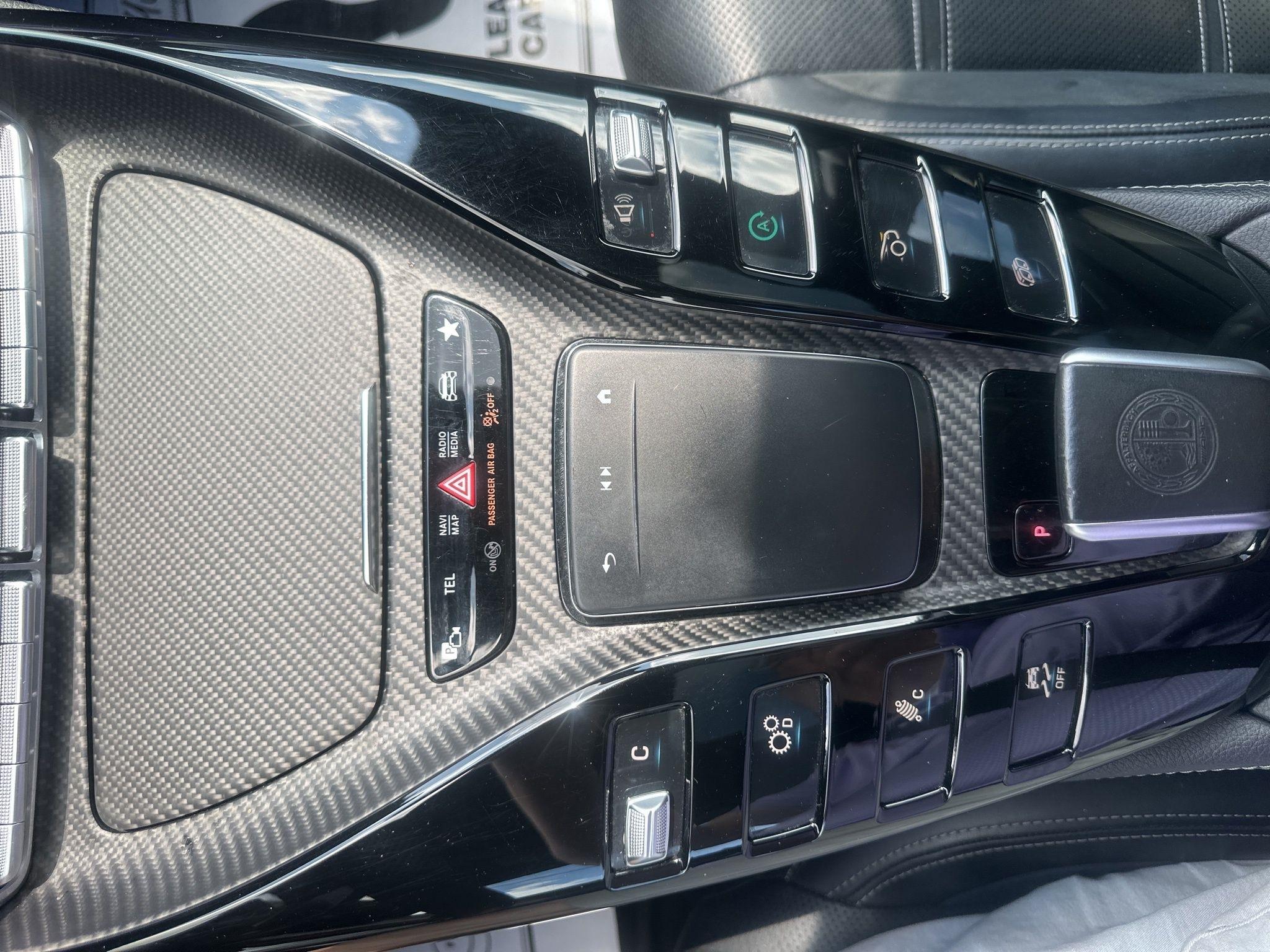 Mercedes-Benz AMG GT  2022