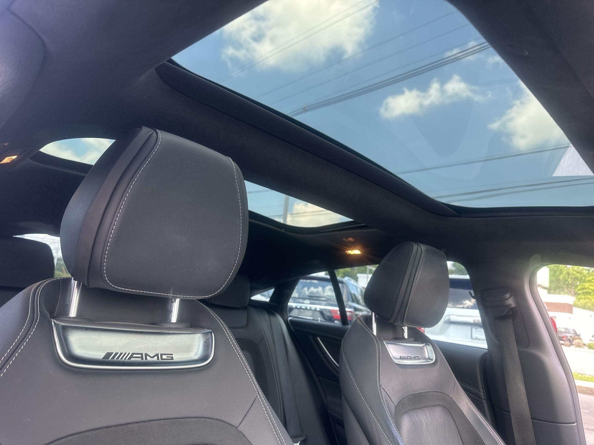 Mercedes-Benz AMG GT  2022