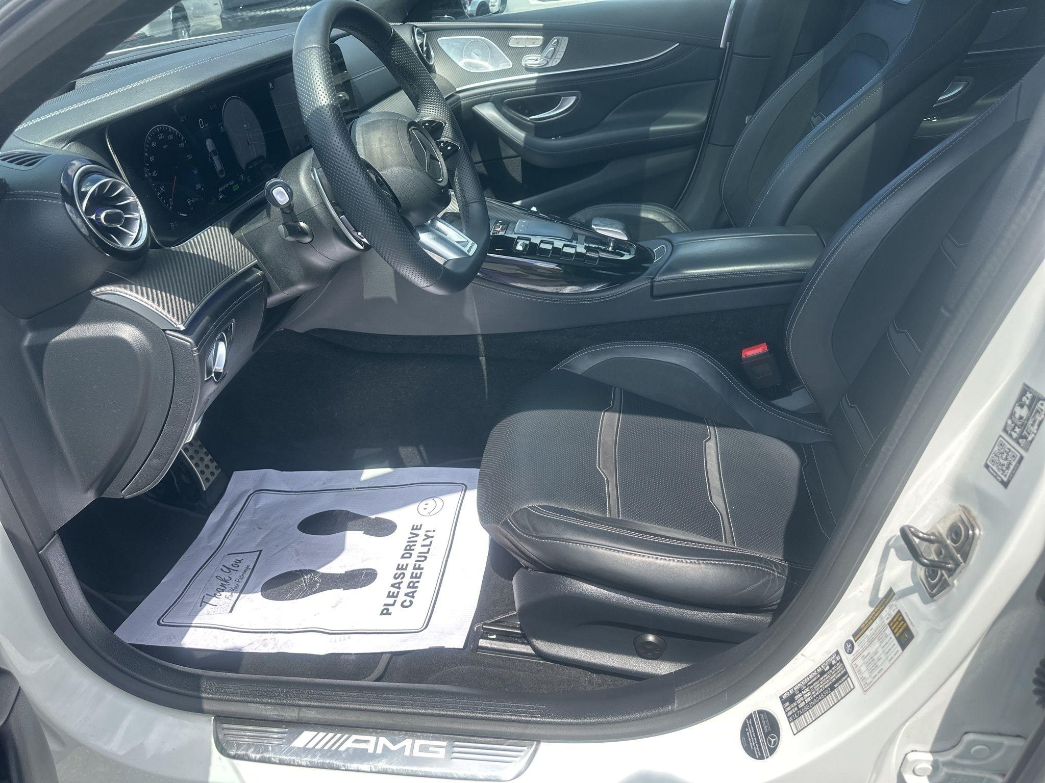 Mercedes-Benz AMG GT  2022