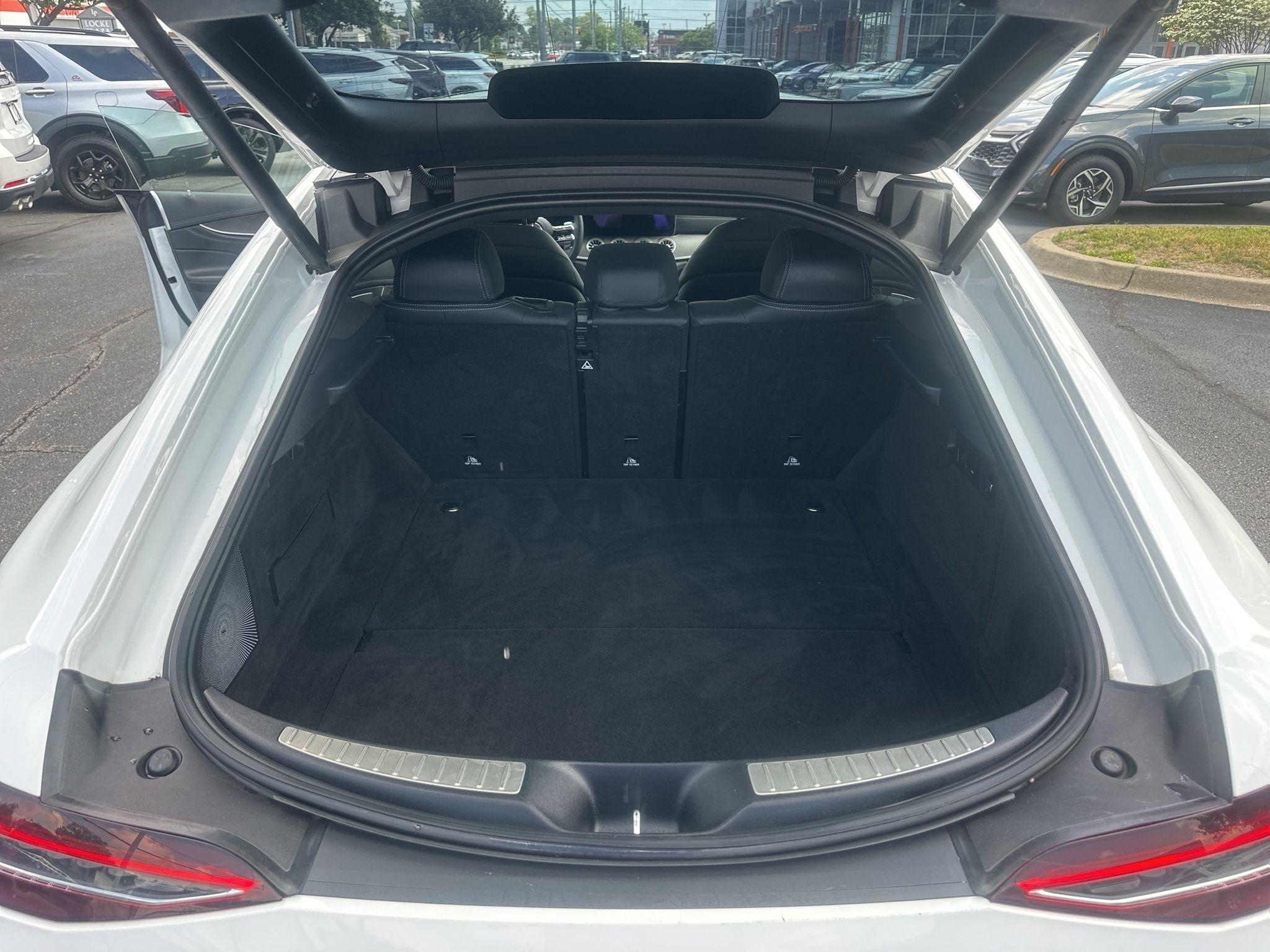 Mercedes-Benz AMG GT  2022