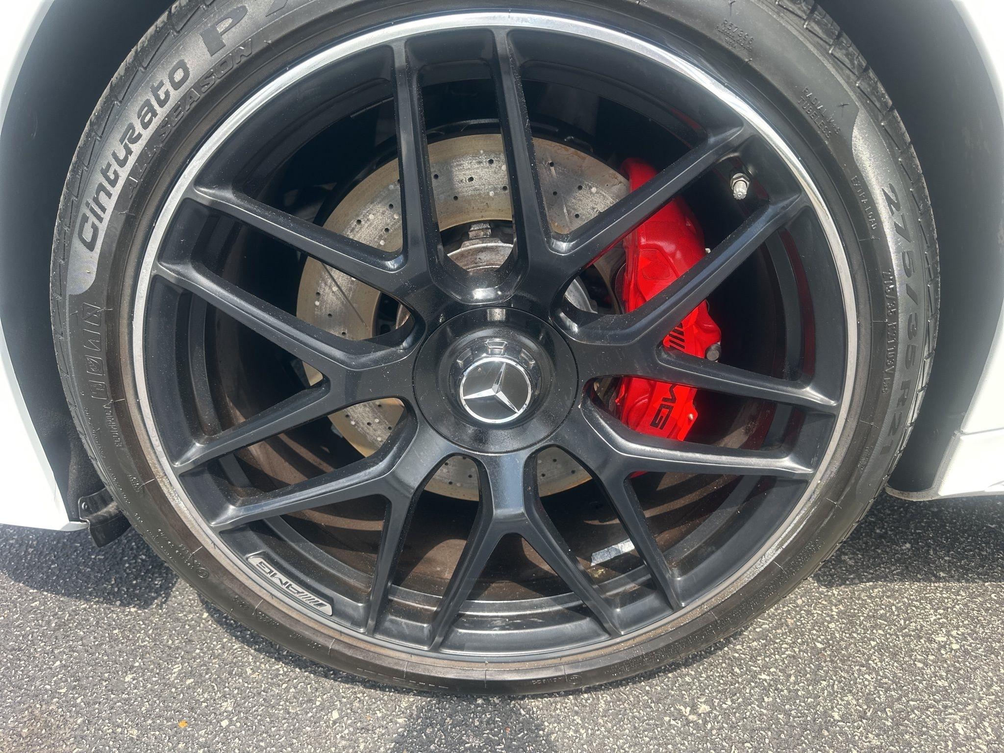 Mercedes-Benz AMG GT  2022