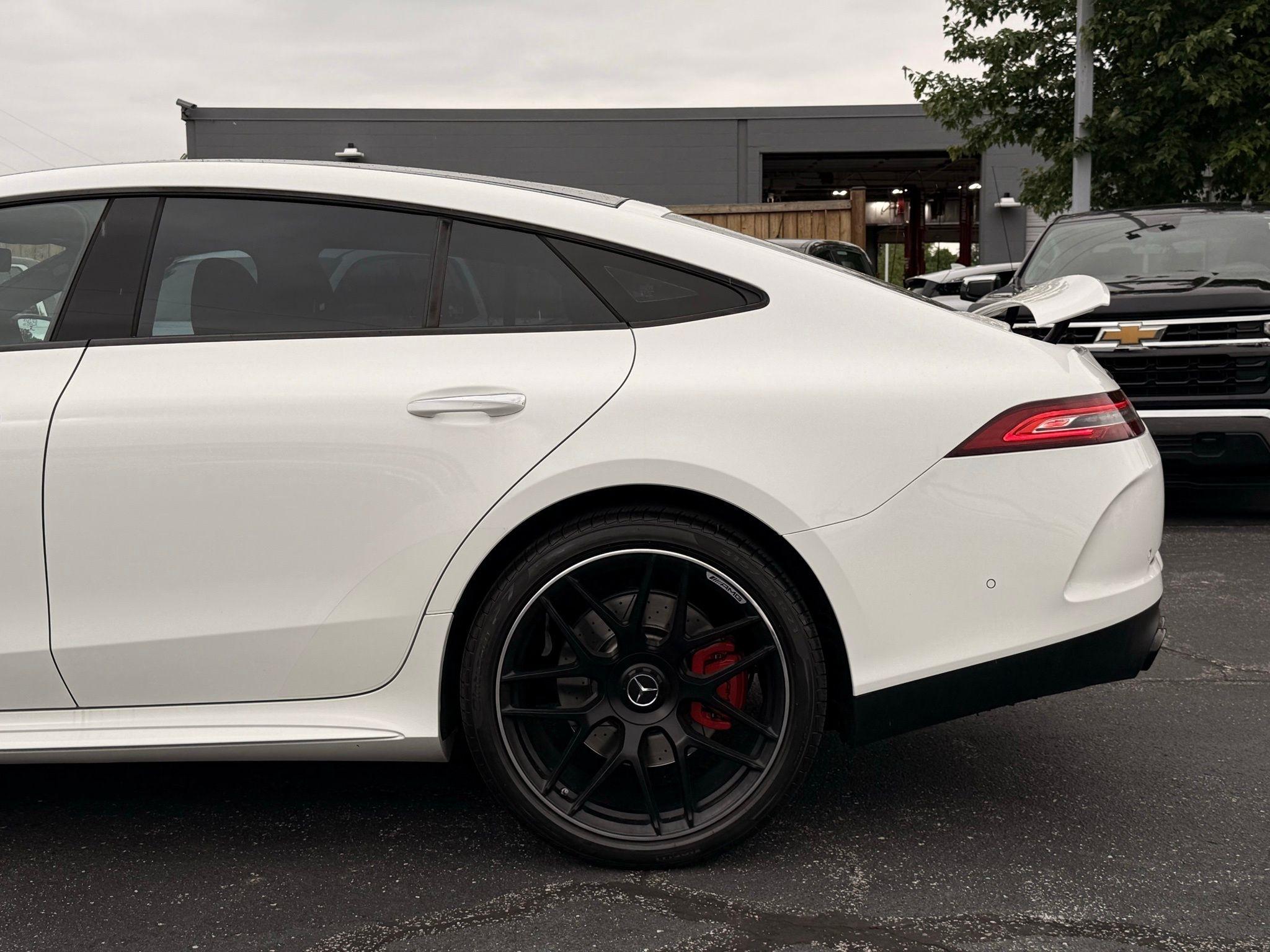 Mercedes-Benz AMG GT  2022