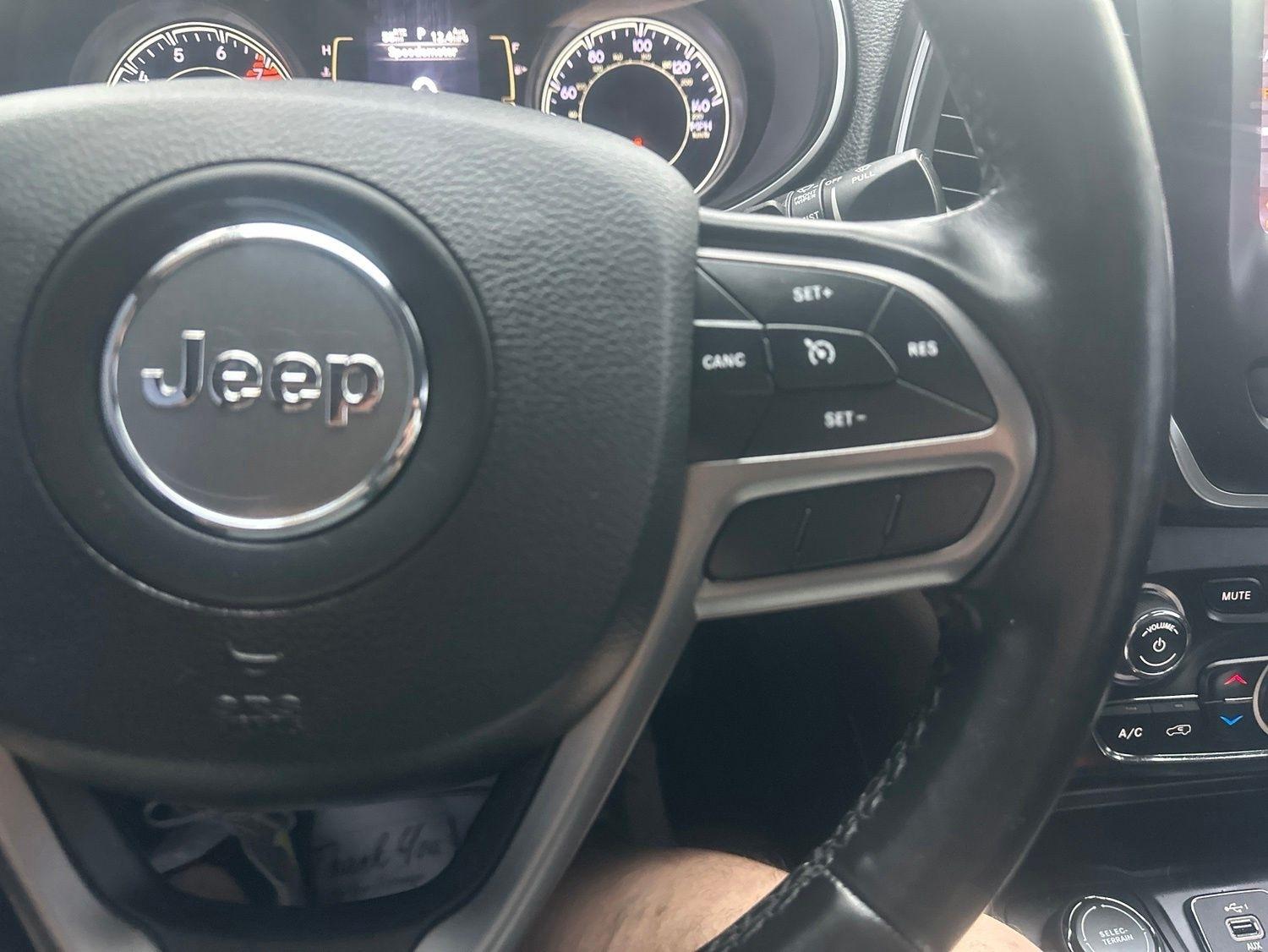 Jeep Cherokee  2020