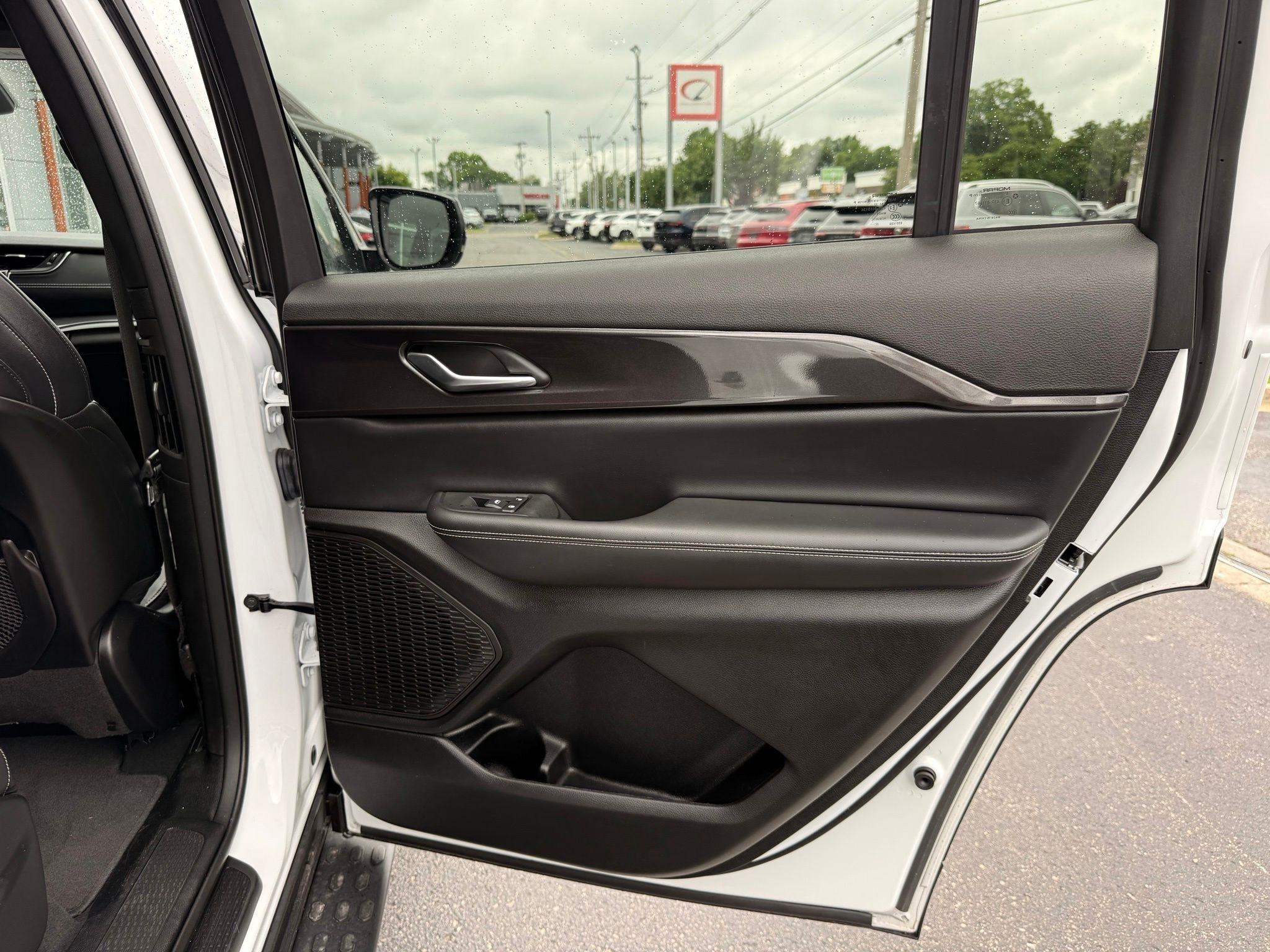 Jeep Grand Cherokee L  2023