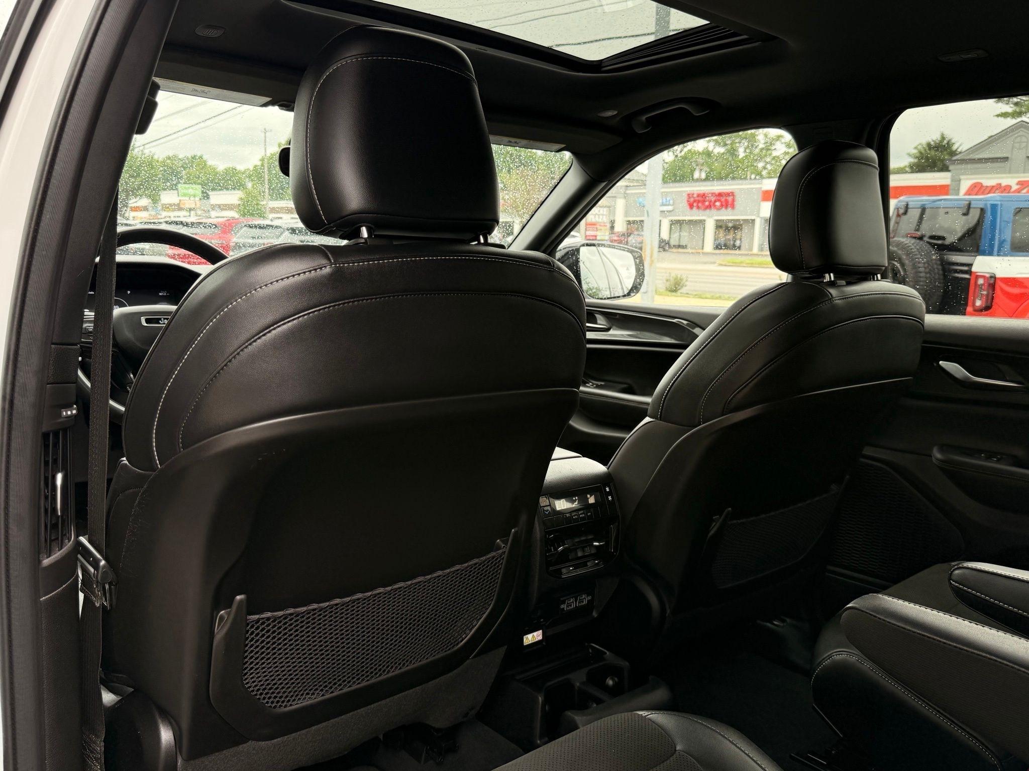 Jeep Grand Cherokee L  2023