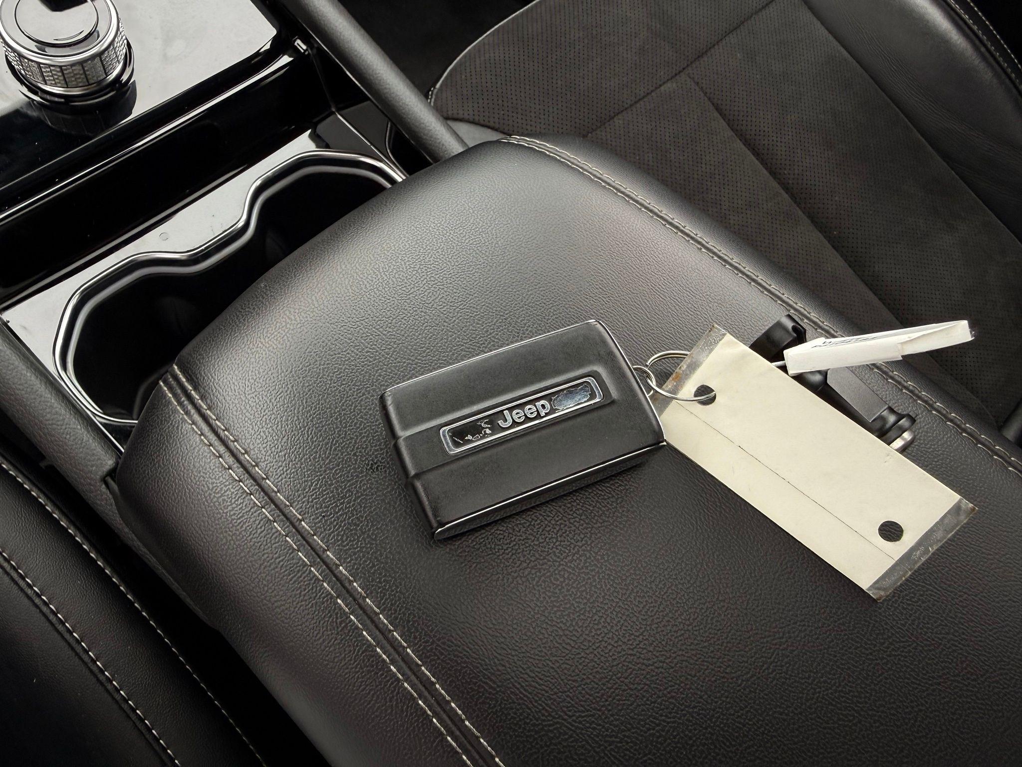 Jeep Grand Cherokee L  2023