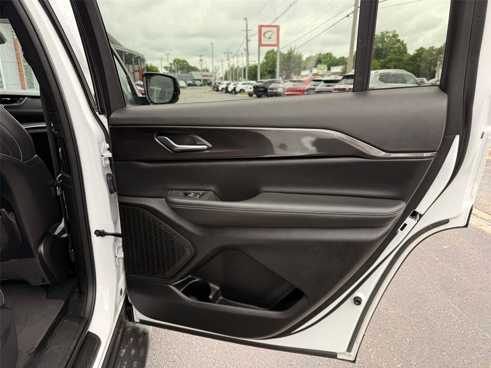 Jeep Grand Cherokee L  2023