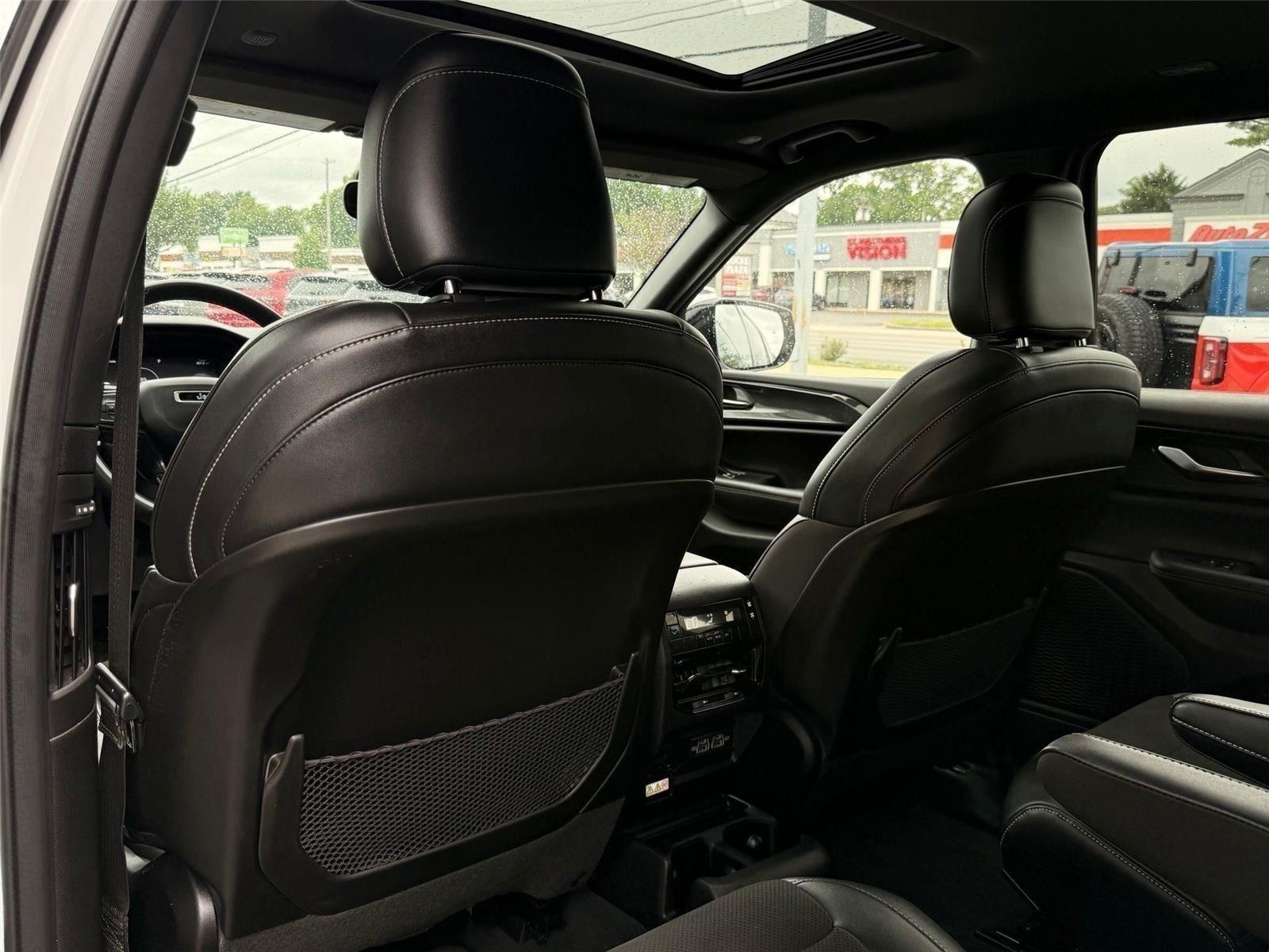 Jeep Grand Cherokee L  2023