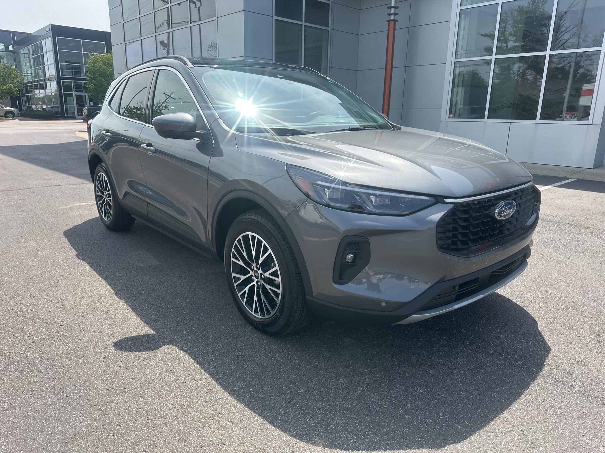 Ford Escape Plug-in Hybrid  2025