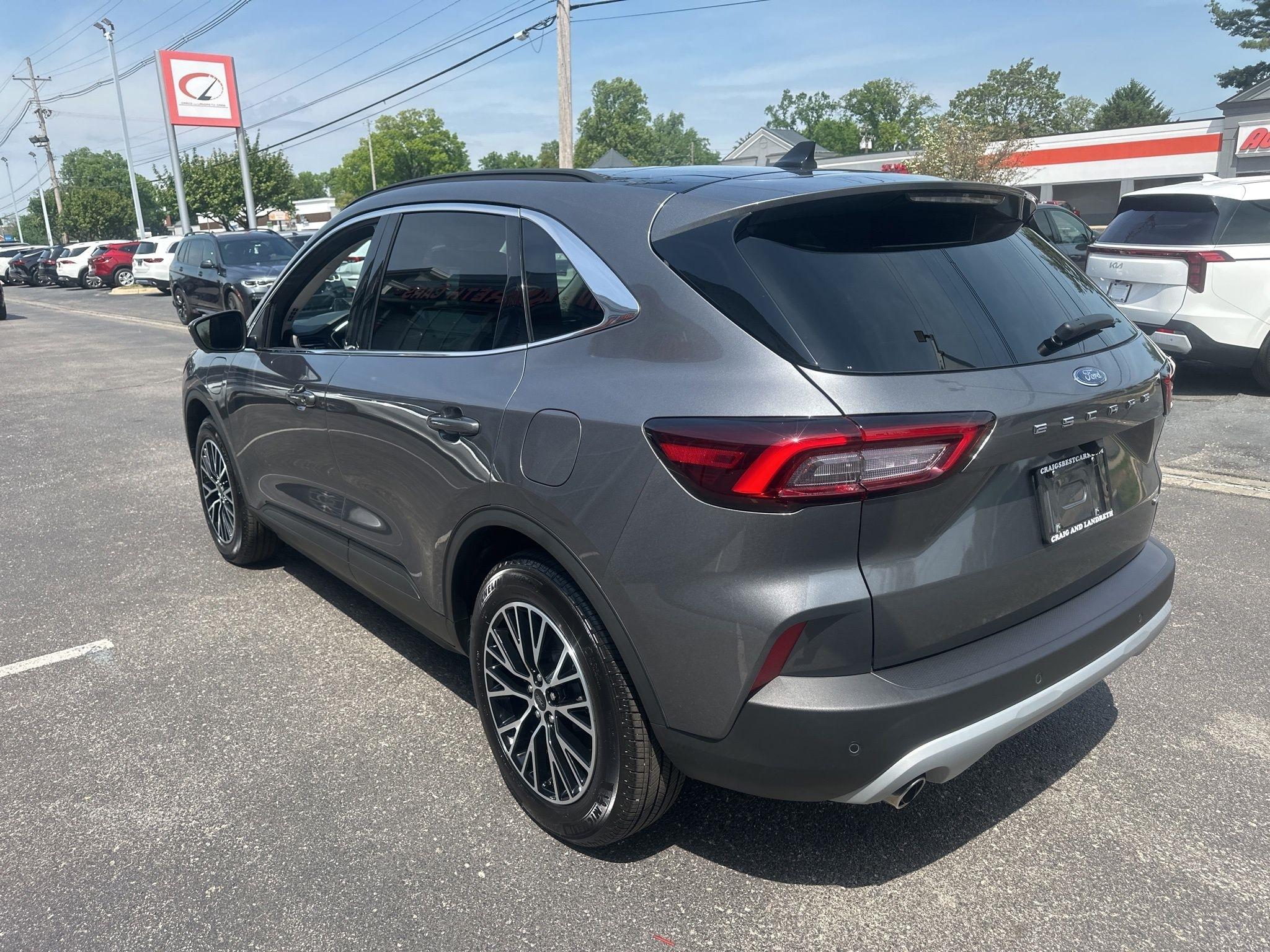 Ford Escape Plug-in Hybrid  2025