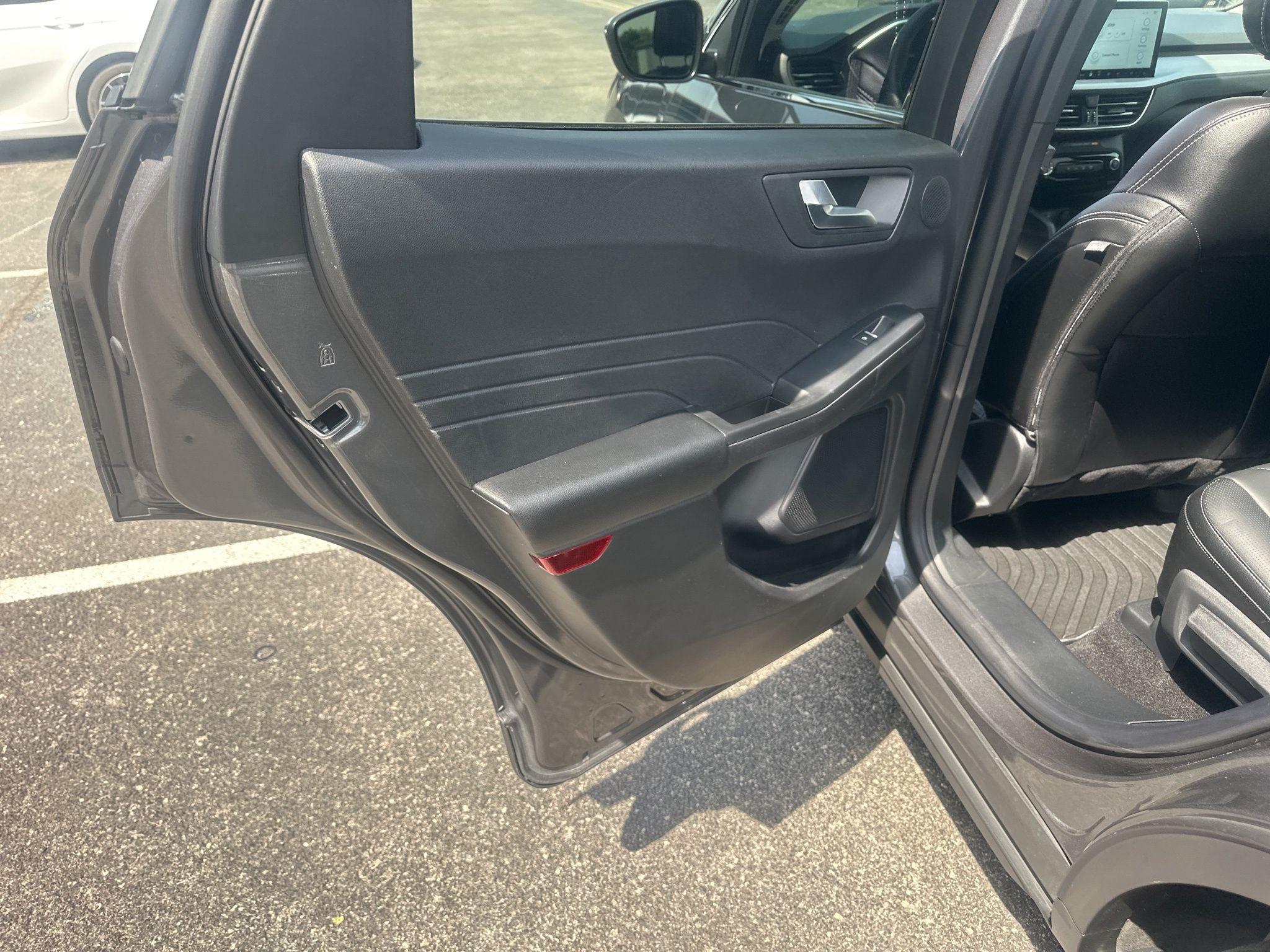 Ford Escape Plug-in Hybrid  2025