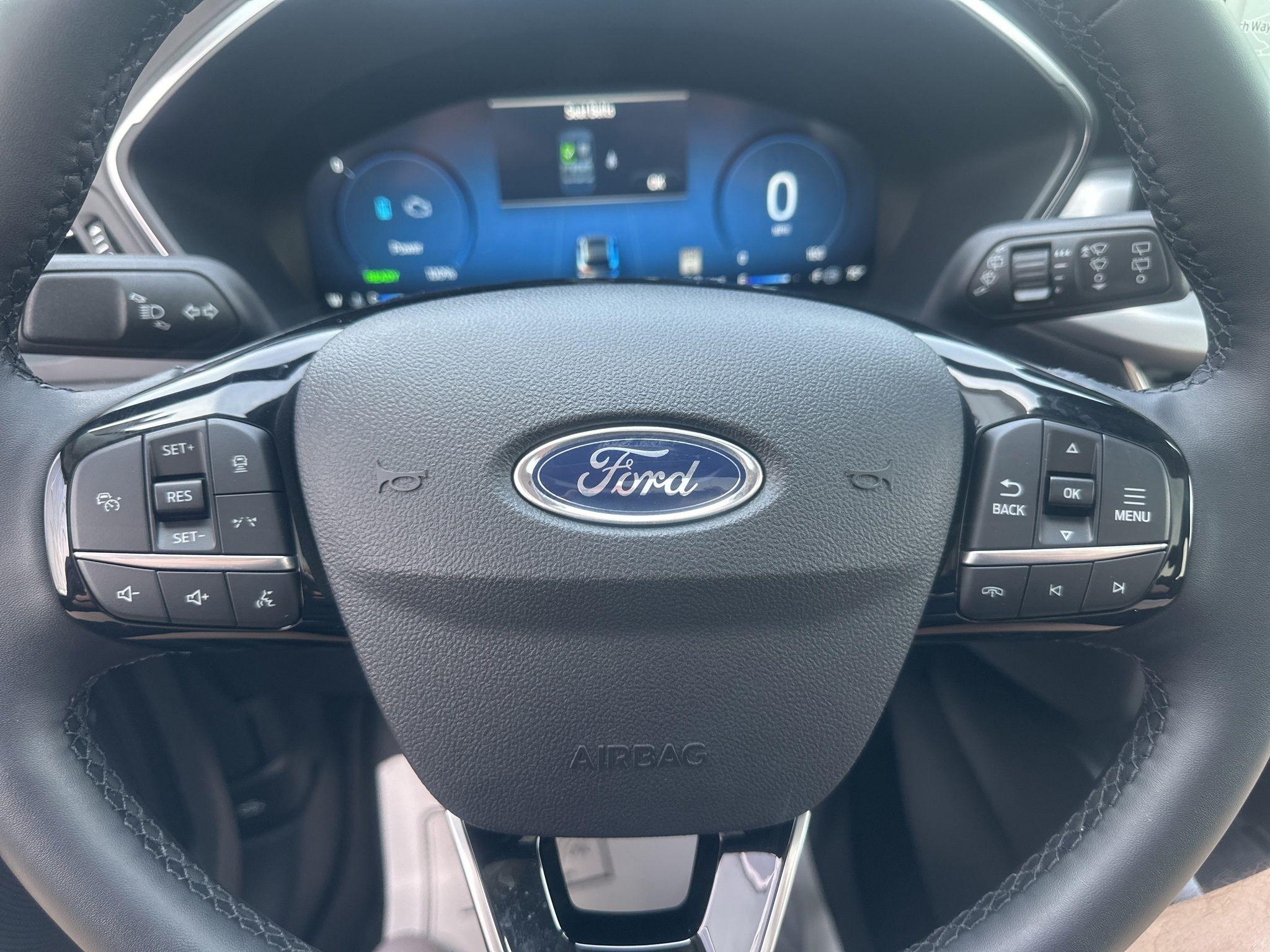 Ford Escape Plug-in Hybrid  2025