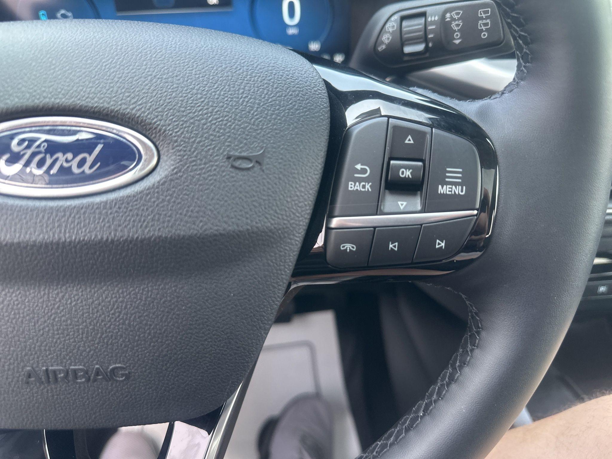 Ford Escape Plug-in Hybrid  2025