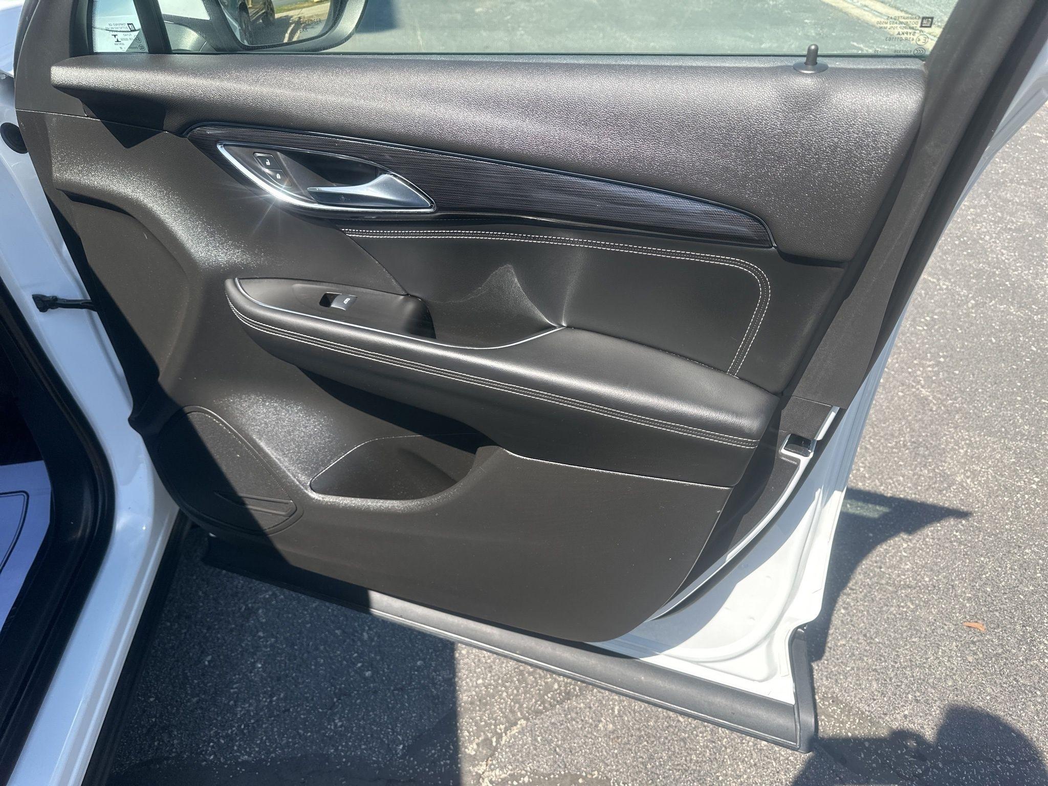 Buick Envision  2022