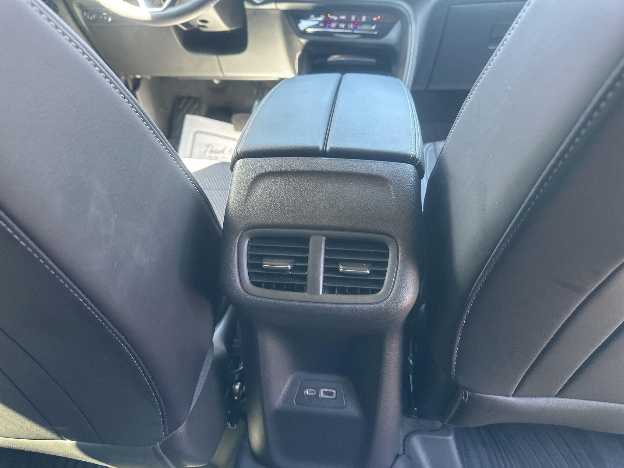 Buick Envision  2022