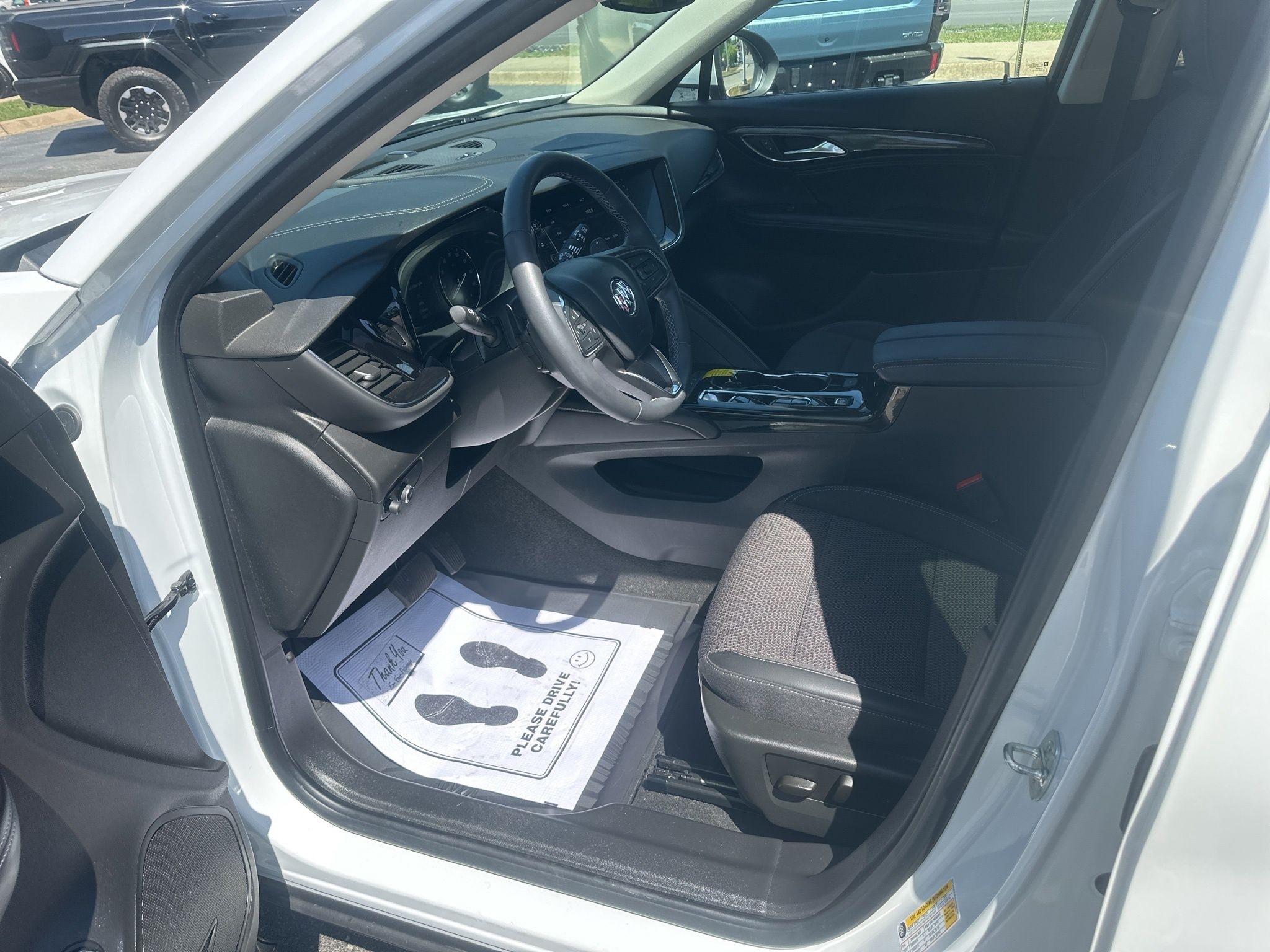 Buick Envision  2022