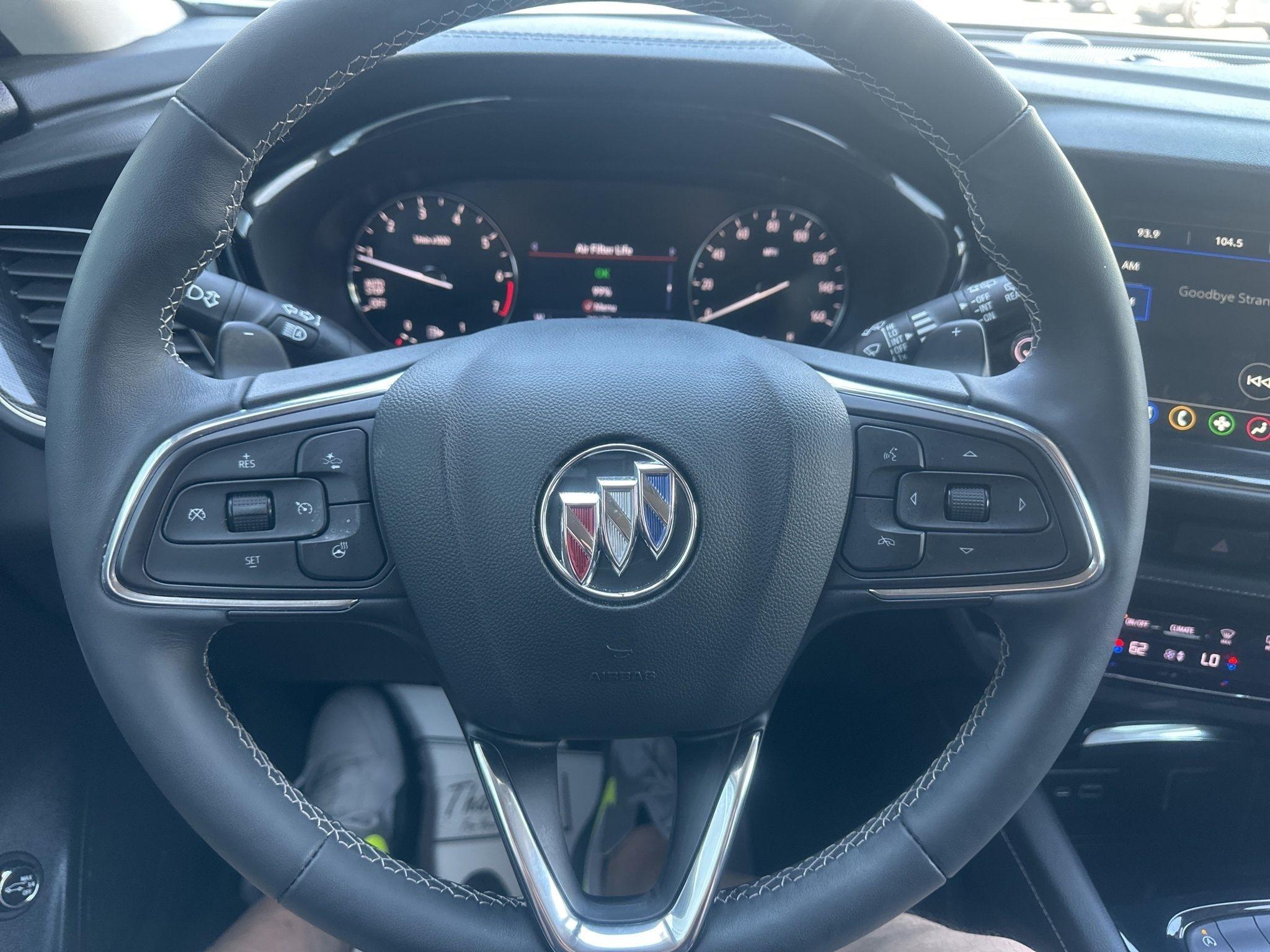 Buick Envision  2022