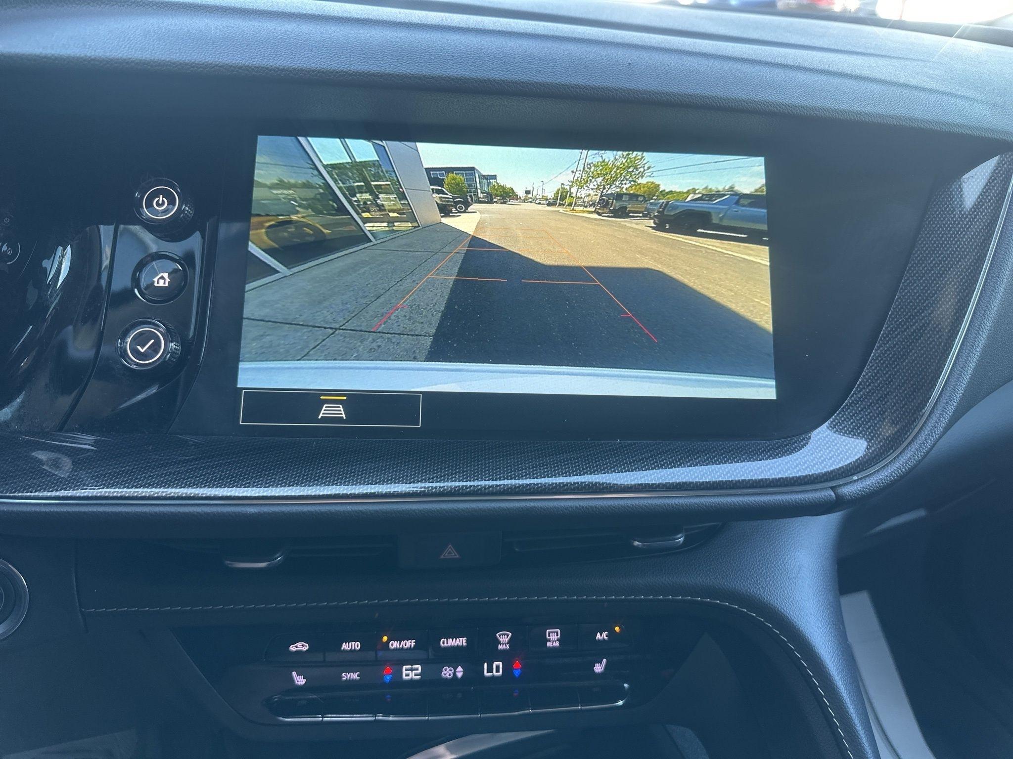 Buick Envision  2022