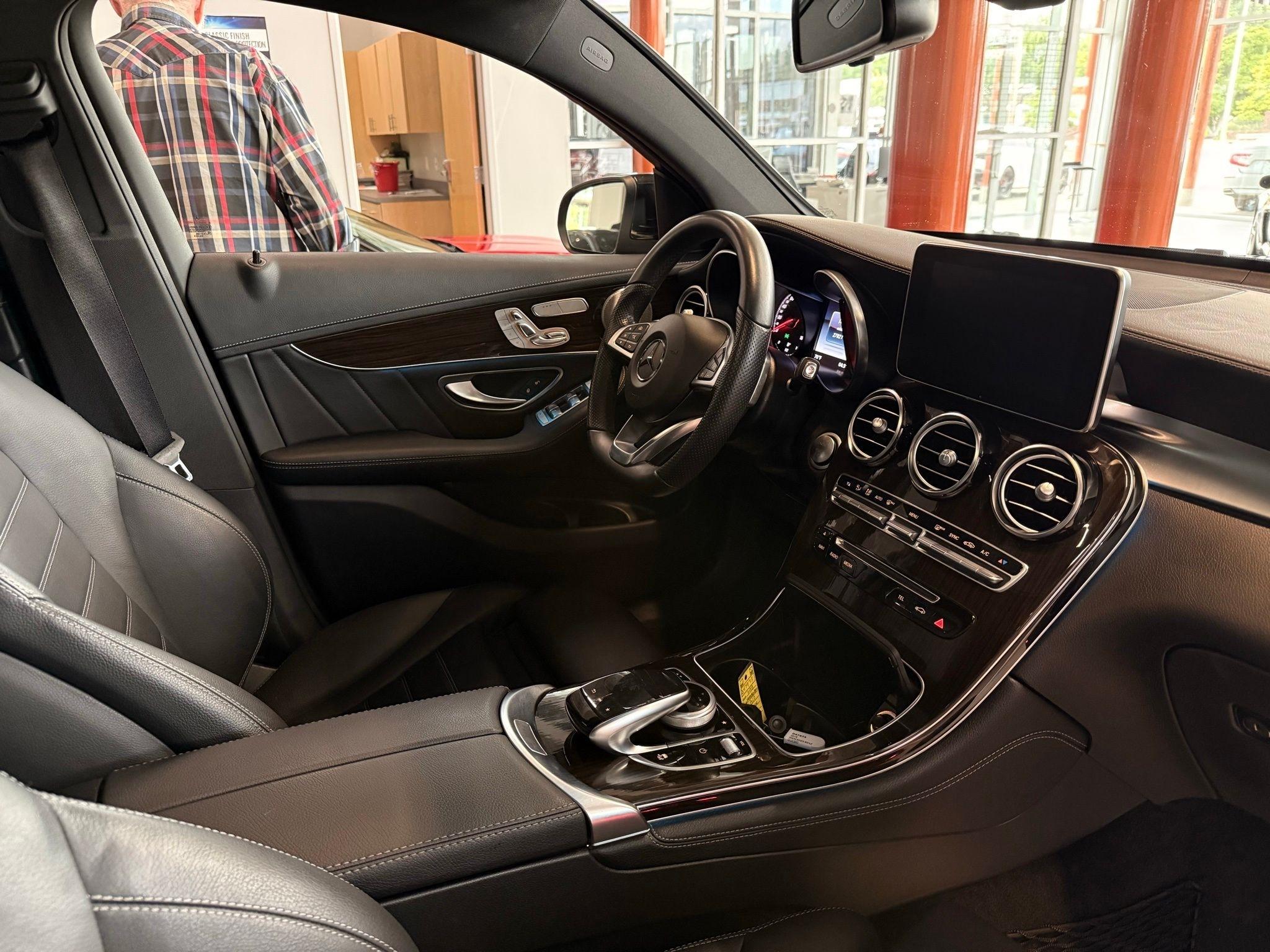 Mercedes-Benz GLC  2018