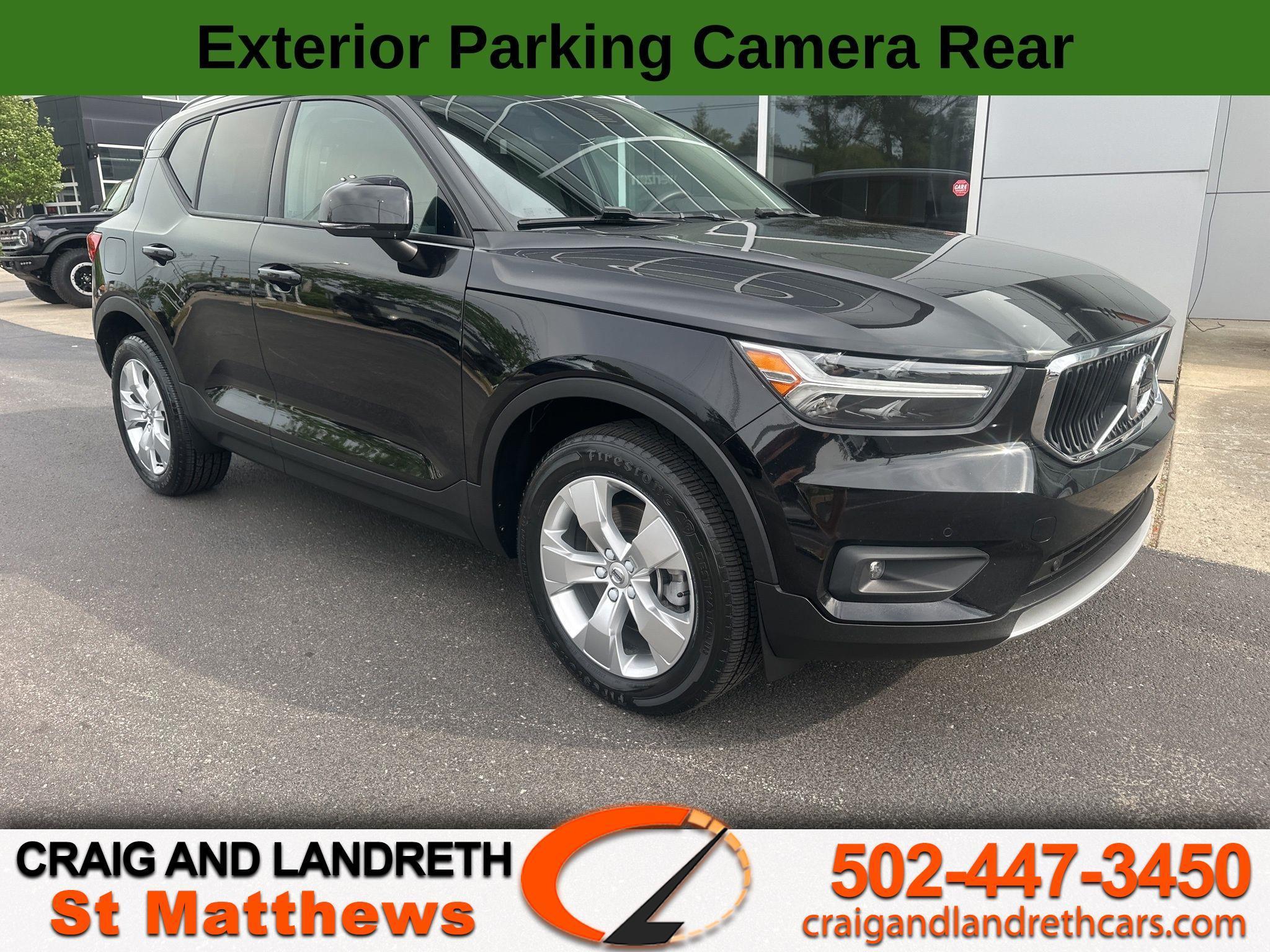 2022 Volvo XC40 Momentum