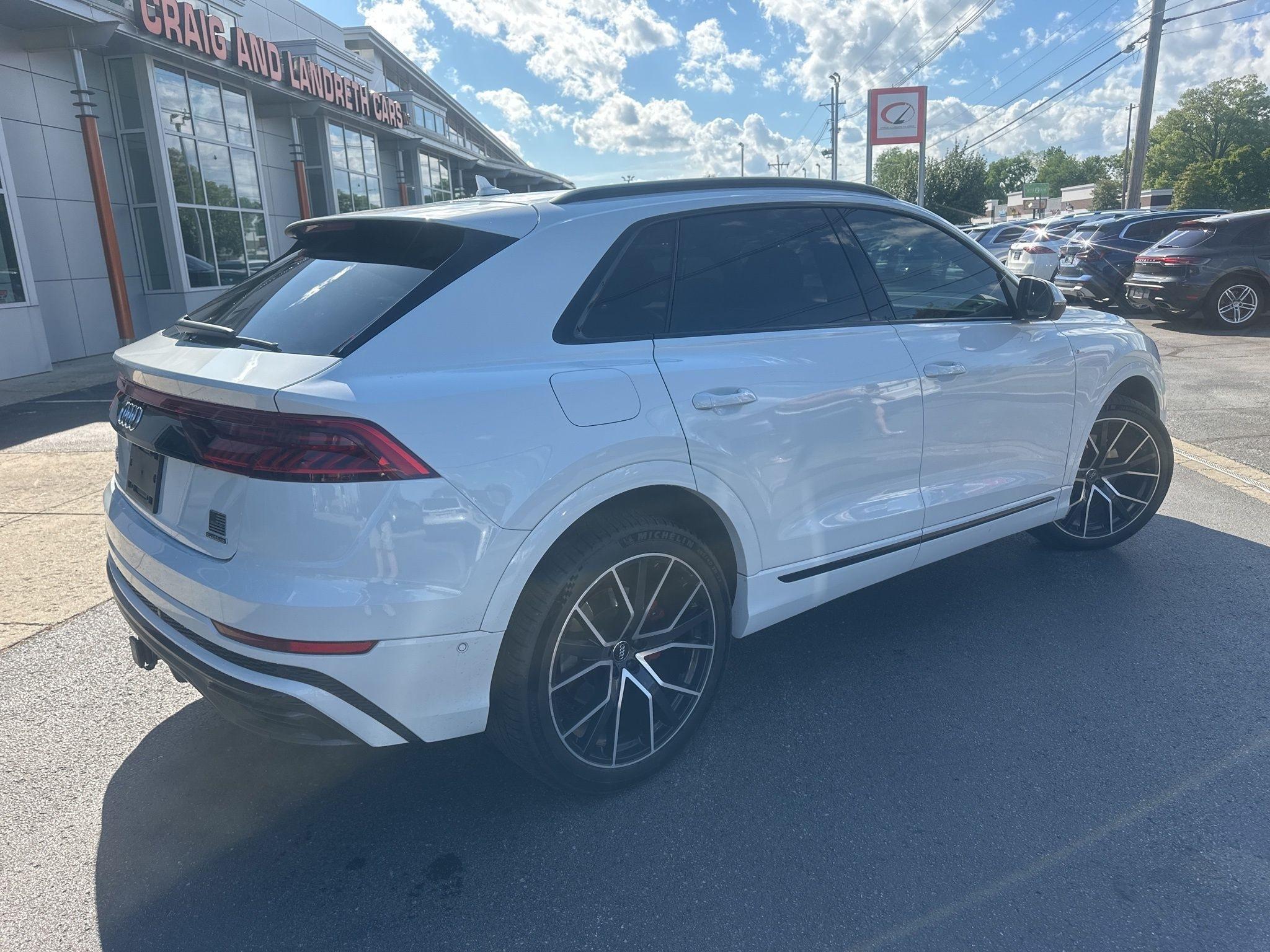 Audi Q8  2020