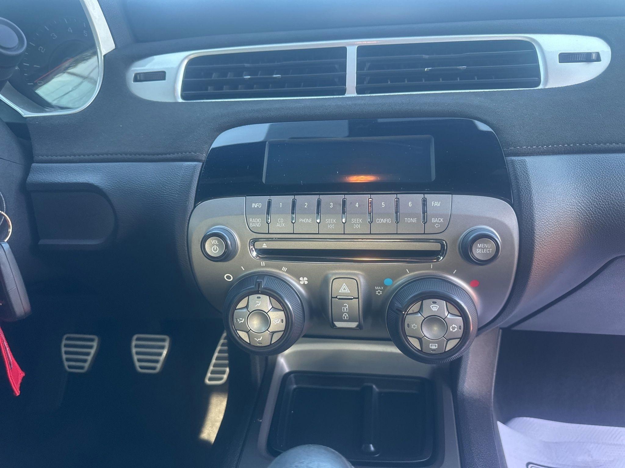 Chevrolet Camaro  2015