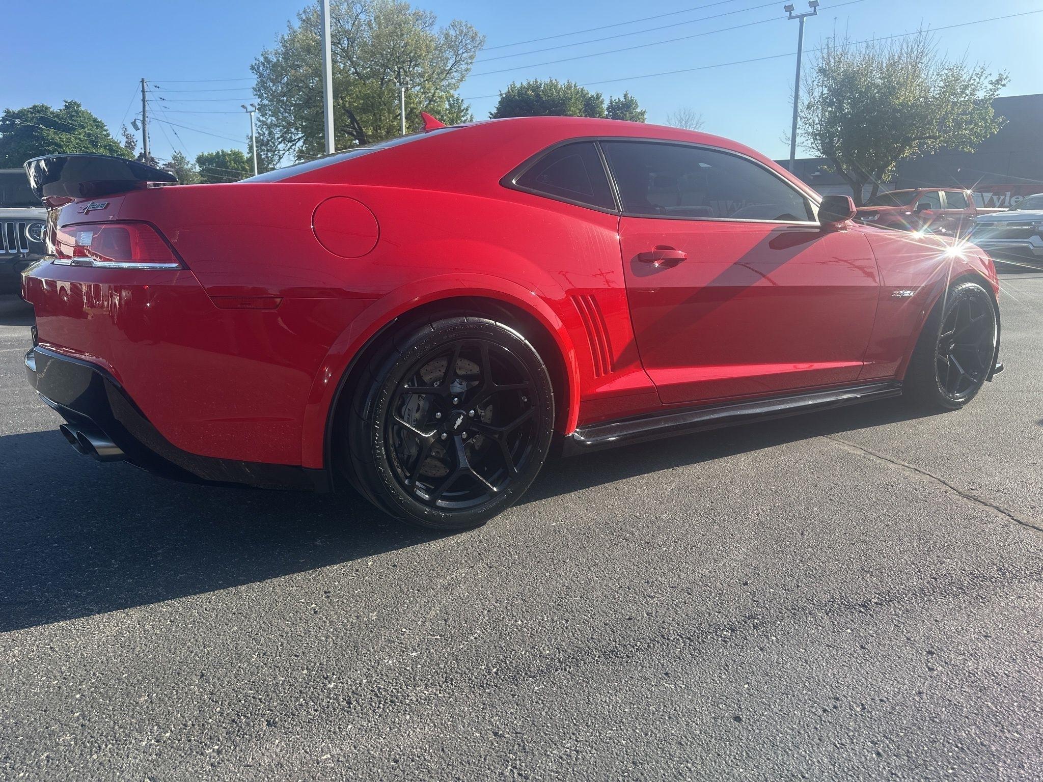 Chevrolet Camaro  2015