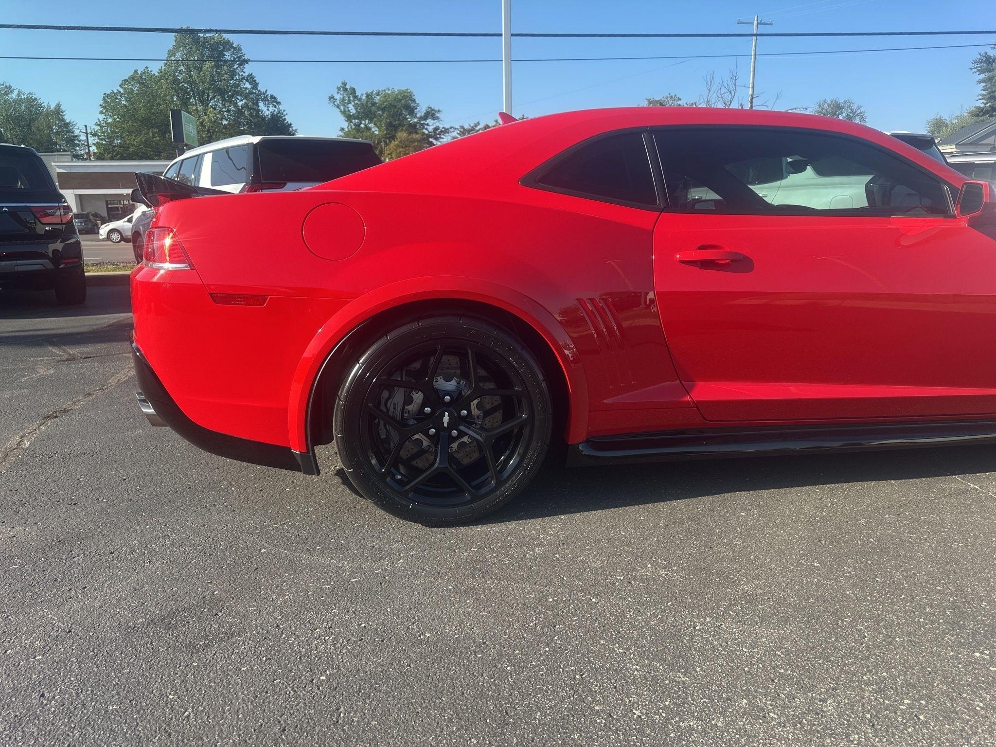 Chevrolet Camaro  2015