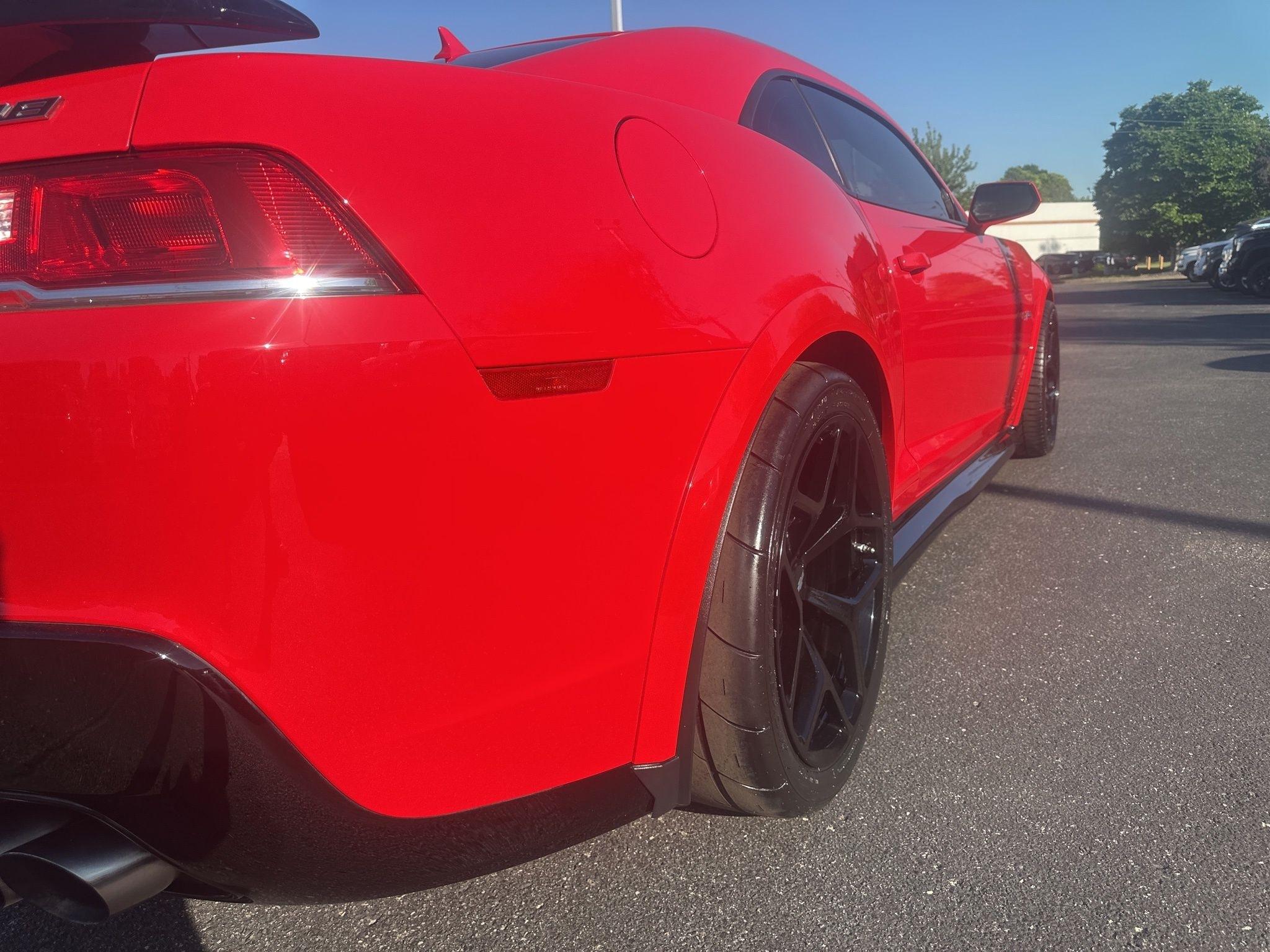 Chevrolet Camaro  2015