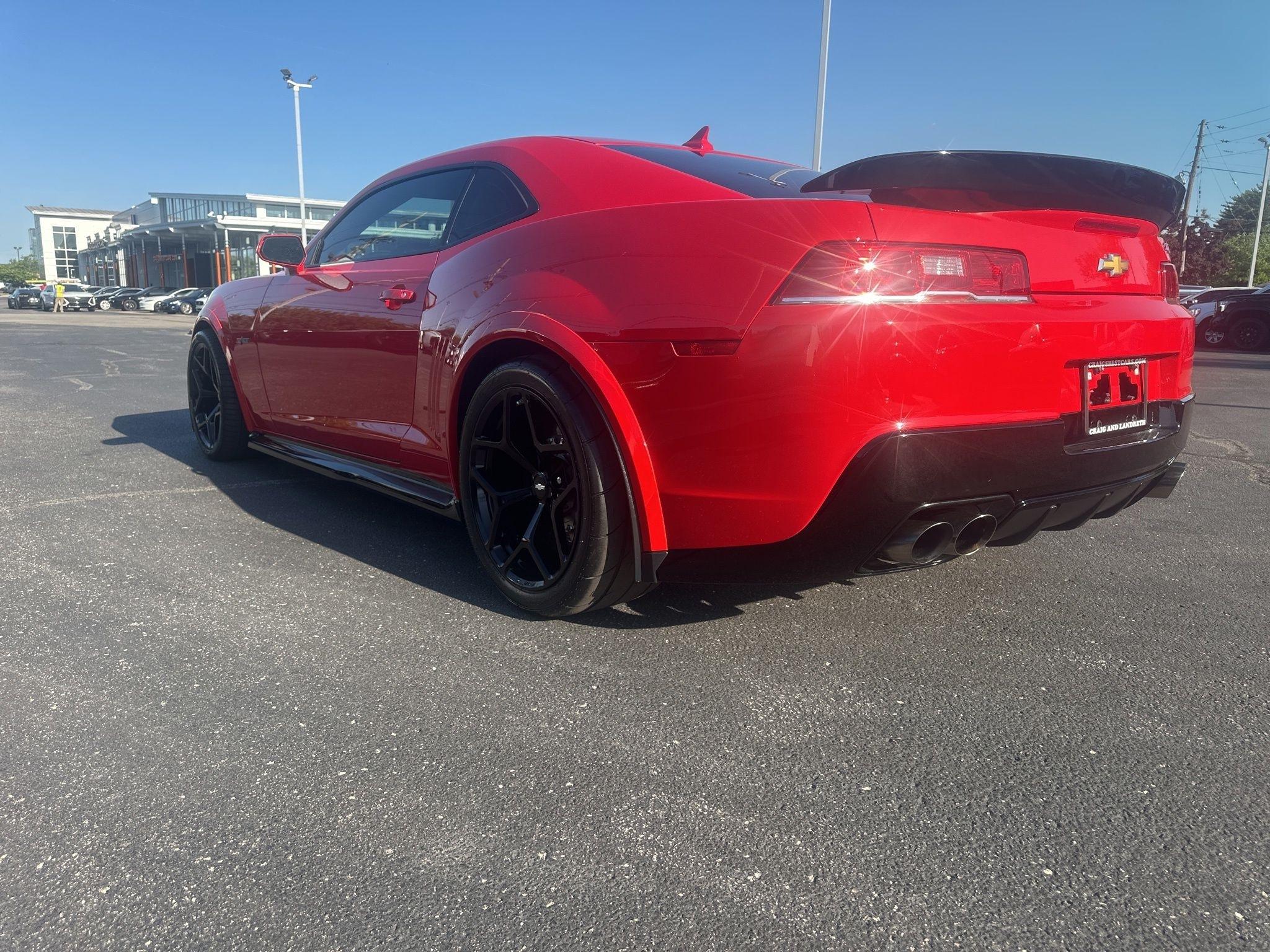 Chevrolet Camaro  2015