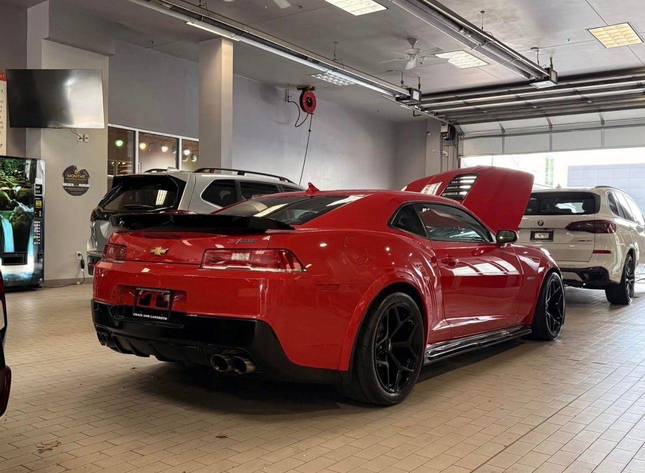 Chevrolet Camaro  2015