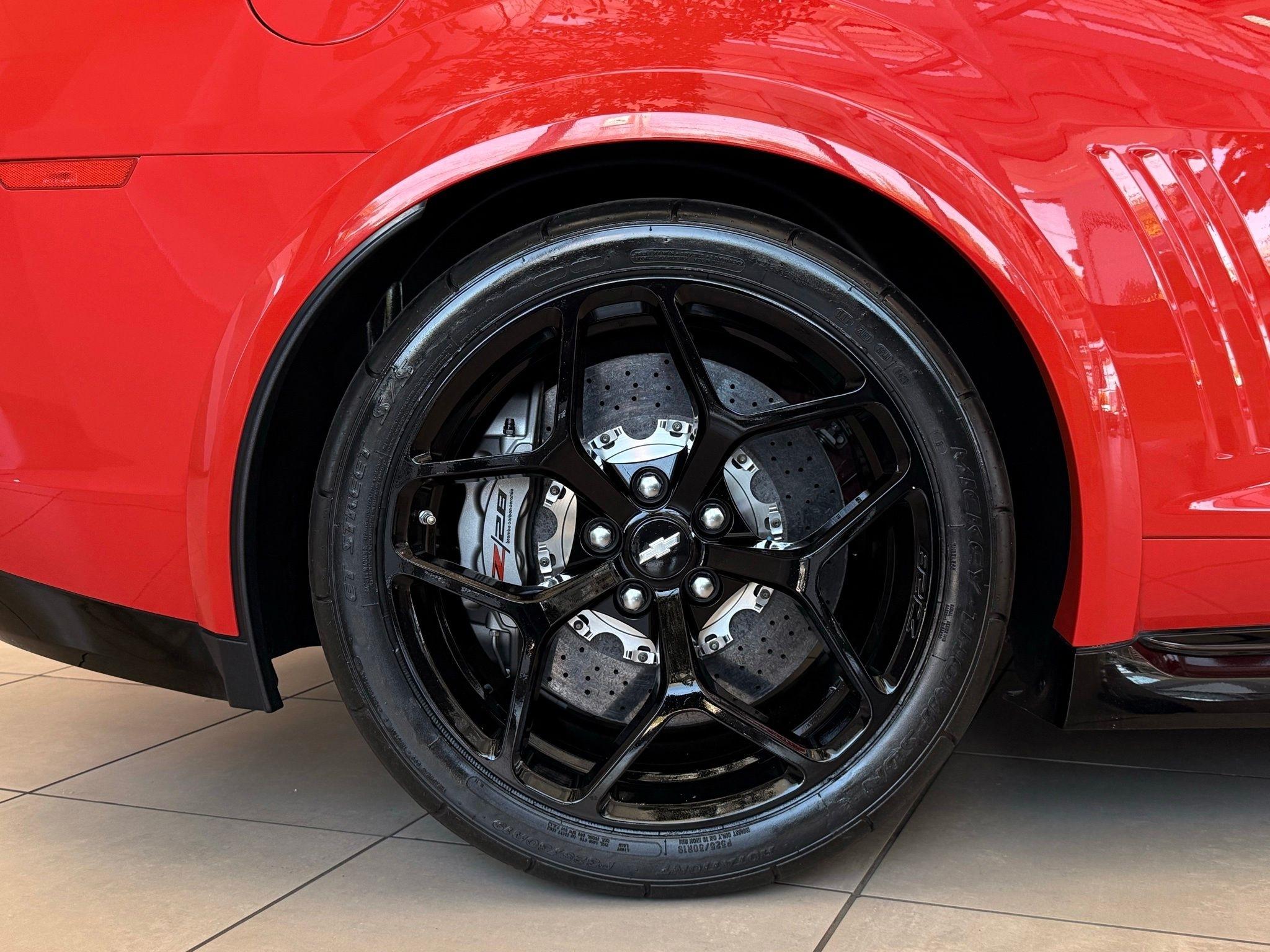 Chevrolet Camaro  2015
