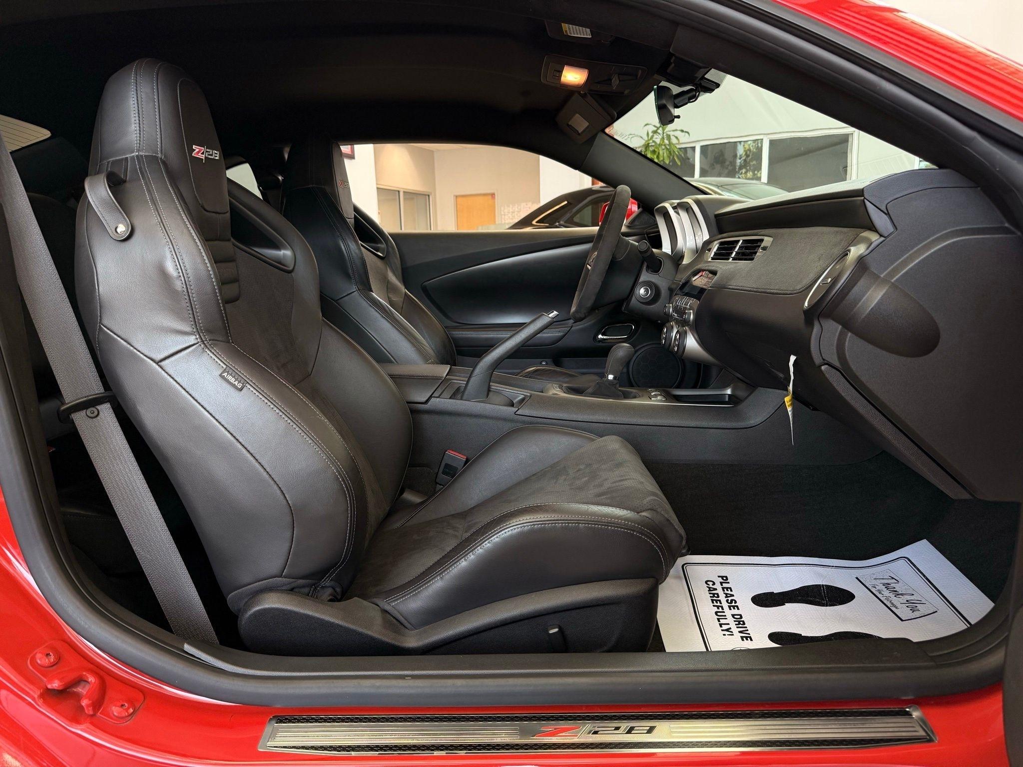 Chevrolet Camaro  2015