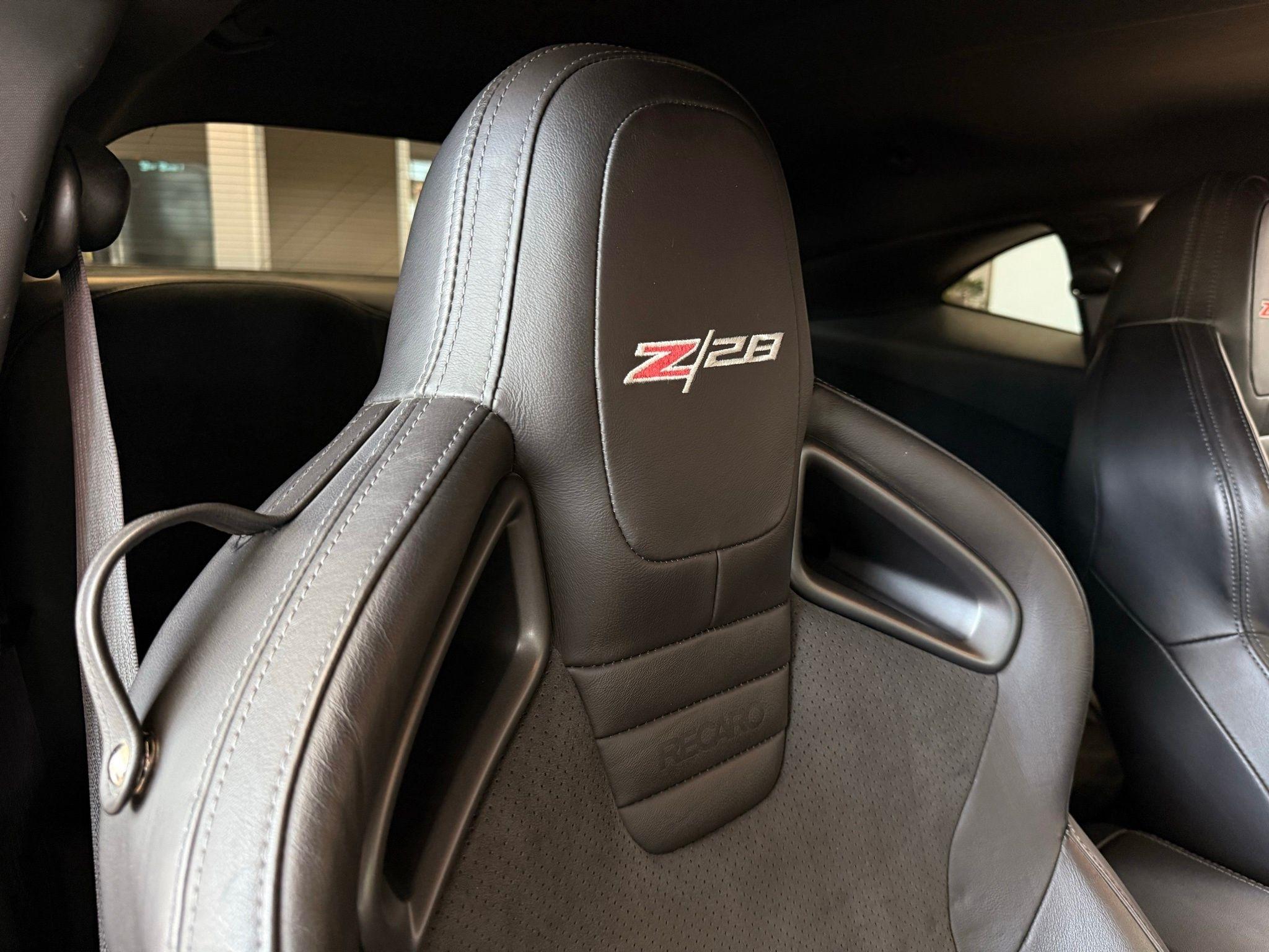 Chevrolet Camaro  2015