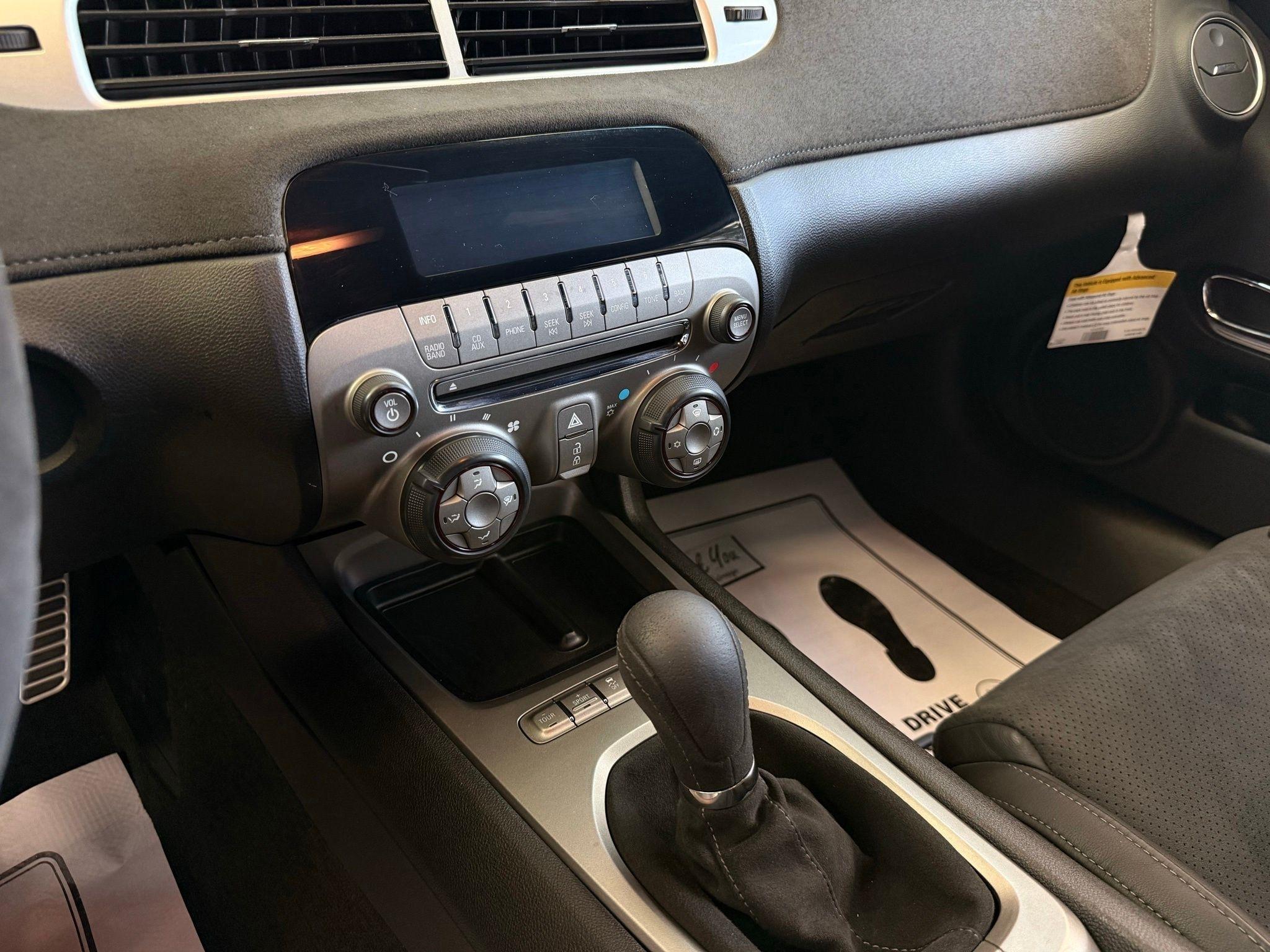 Chevrolet Camaro  2015