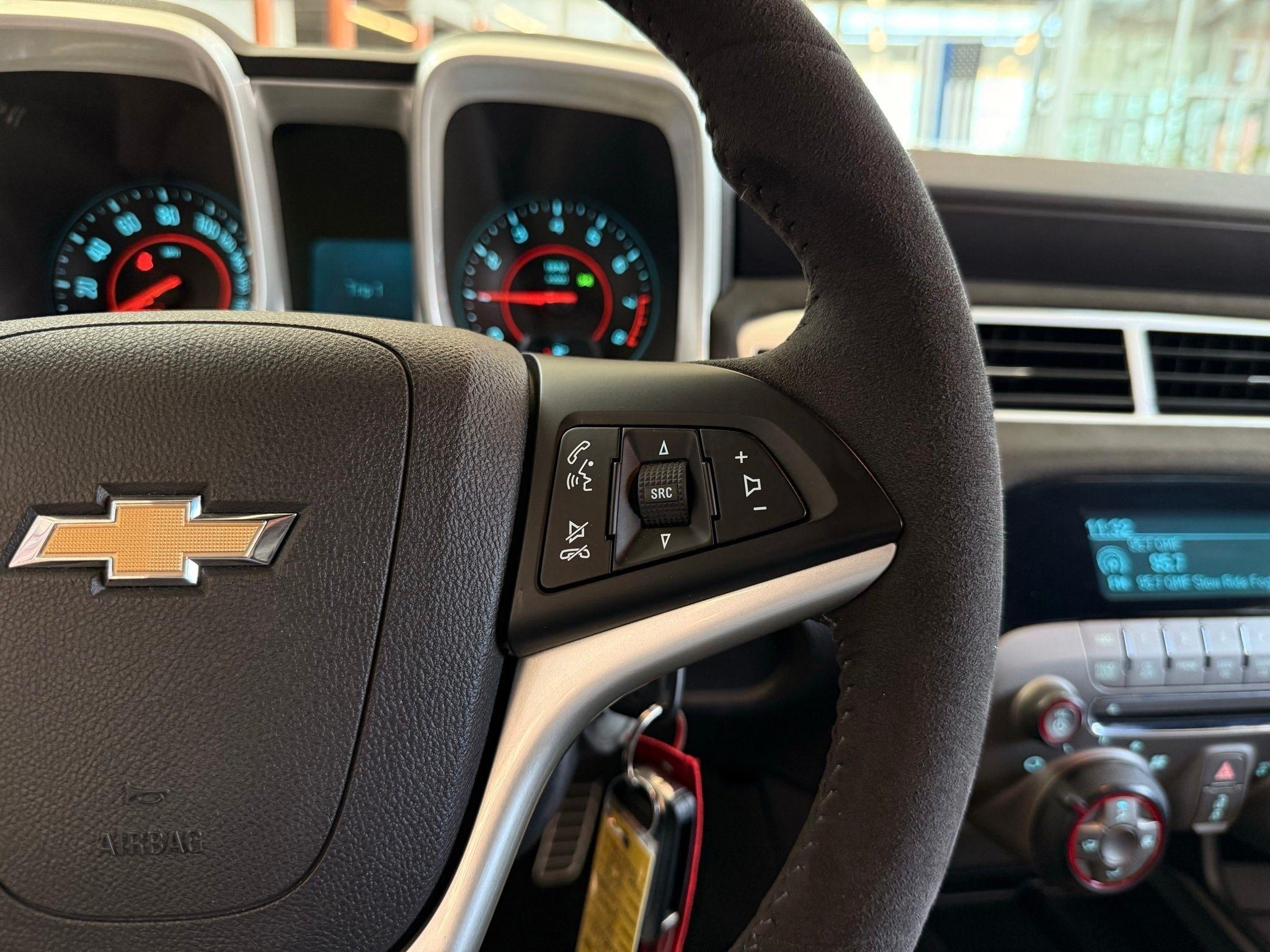 Chevrolet Camaro  2015