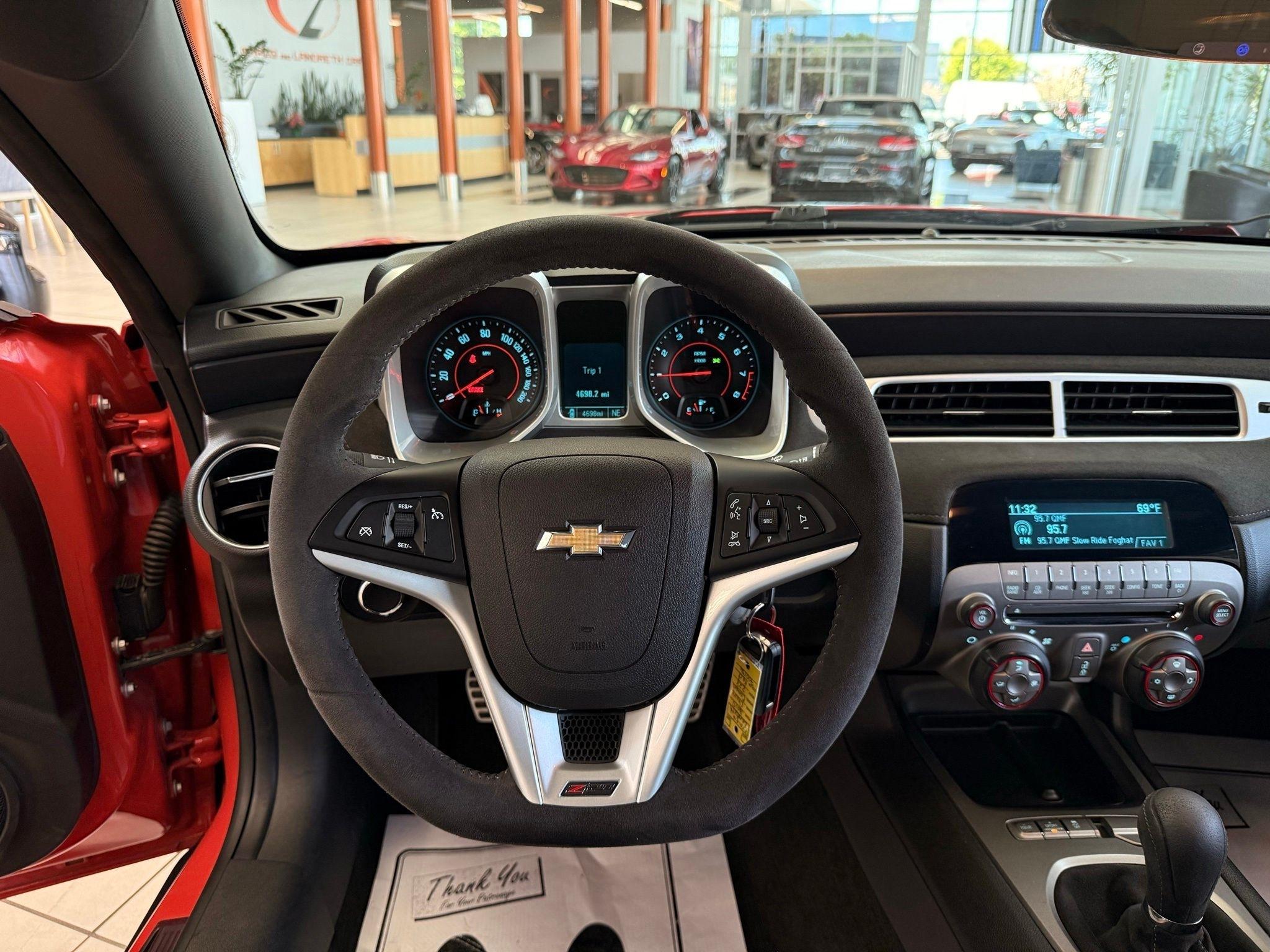 Chevrolet Camaro  2015
