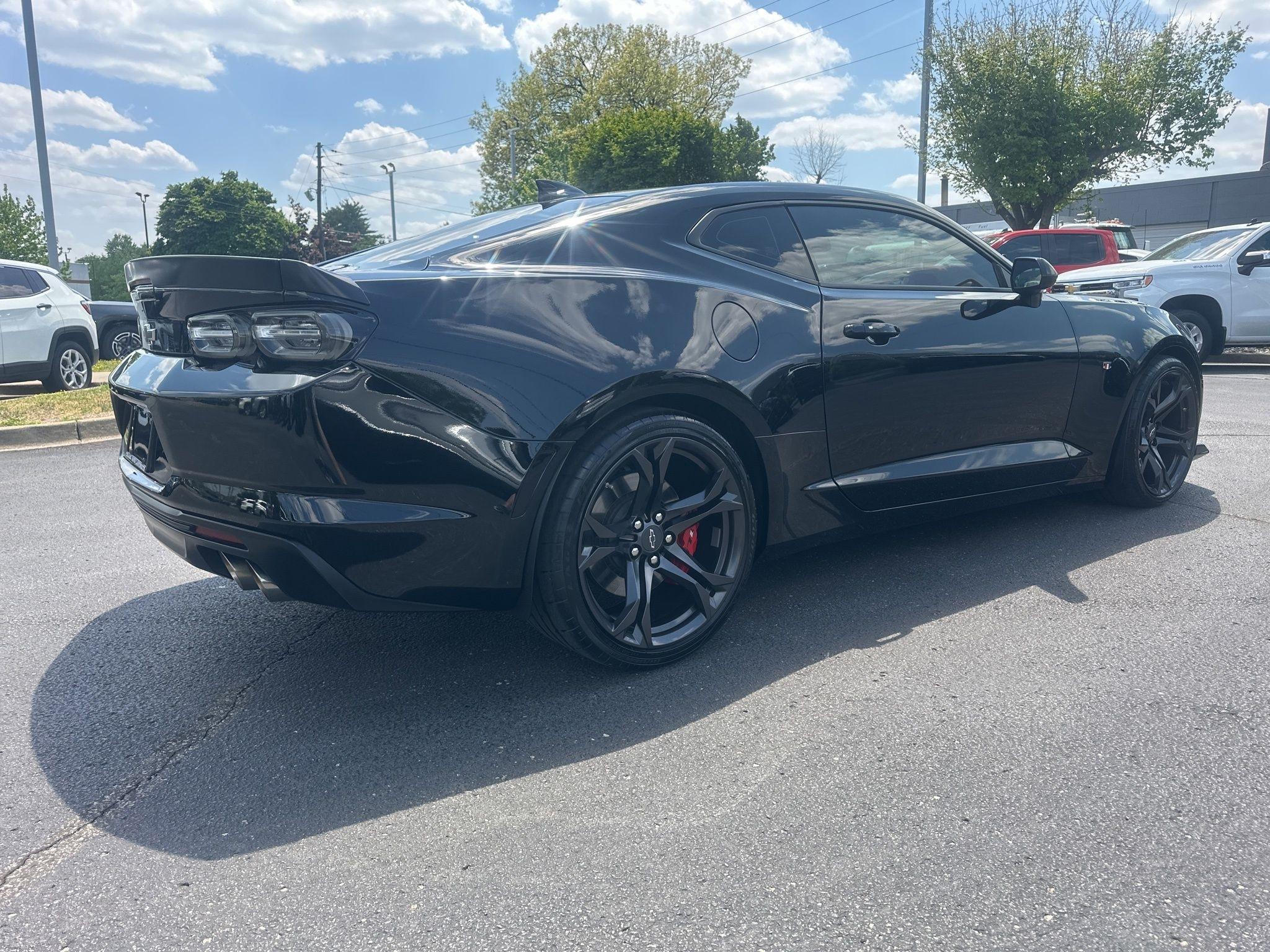 Chevrolet Camaro  2021