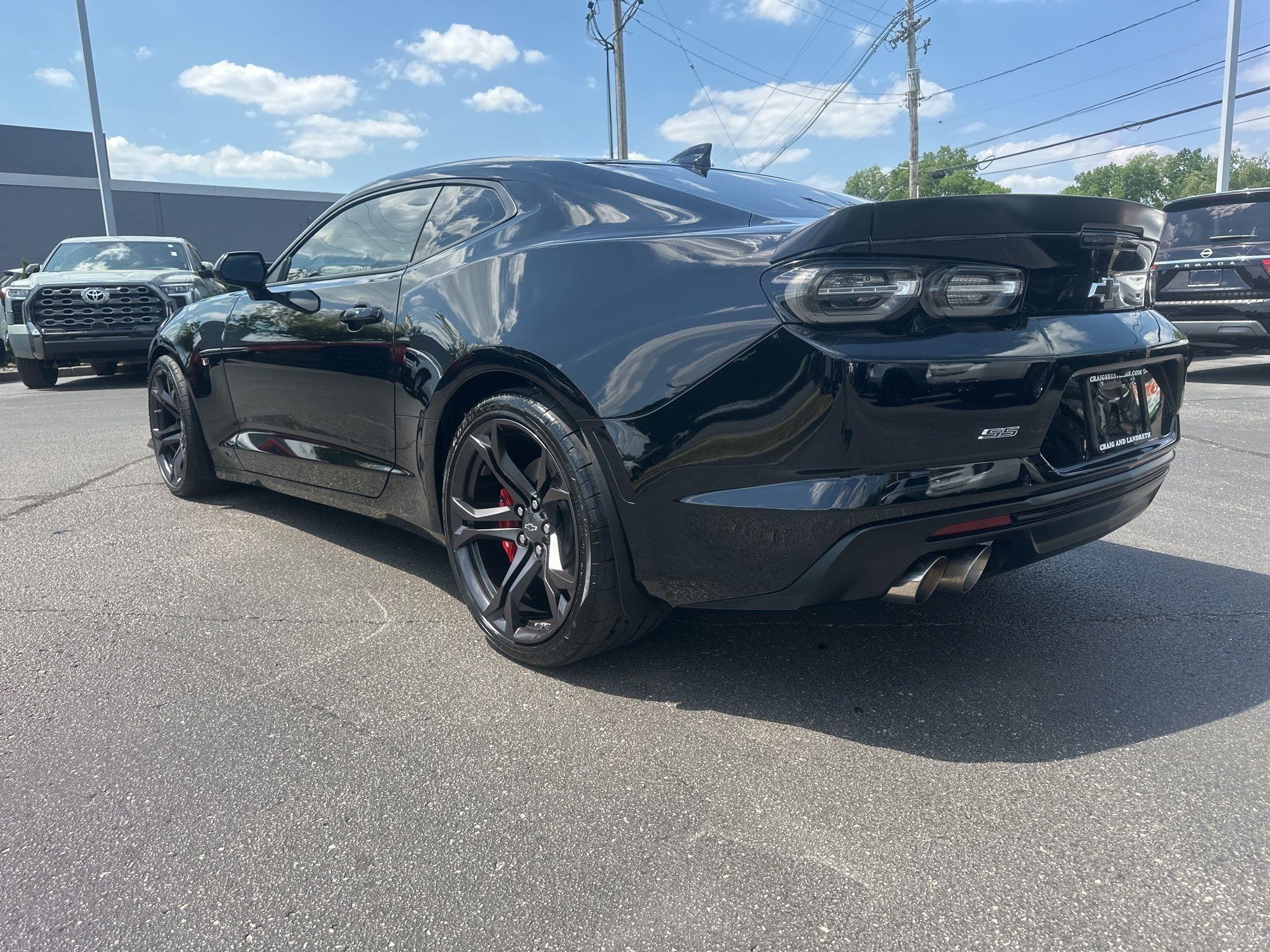 Chevrolet Camaro  2021