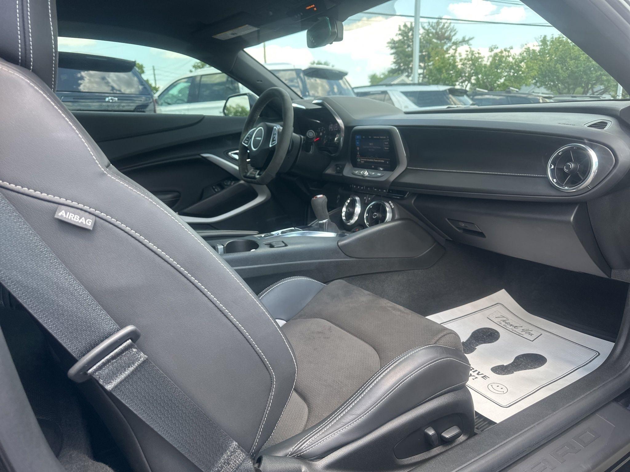 Chevrolet Camaro  2021