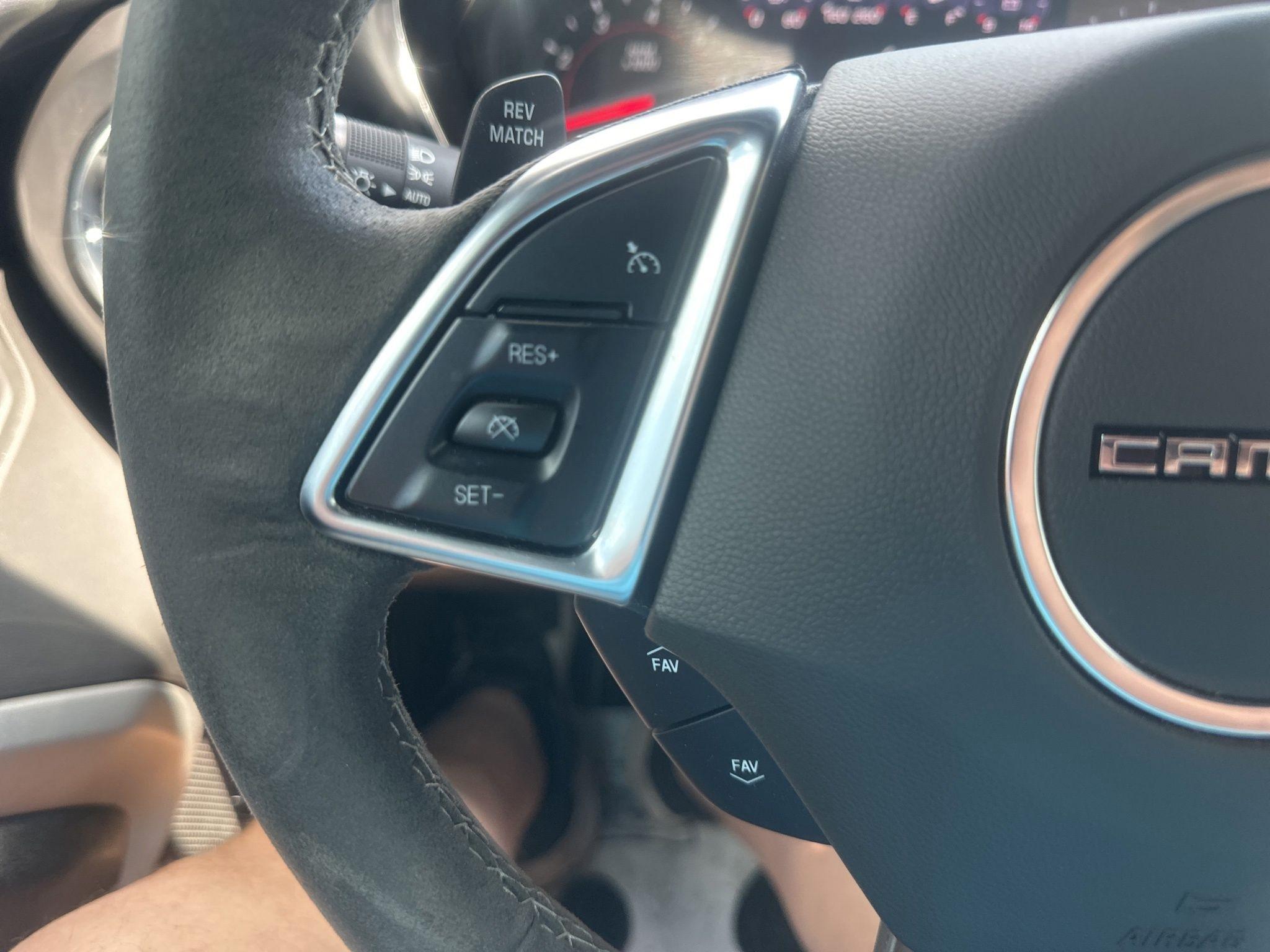 Chevrolet Camaro  2021