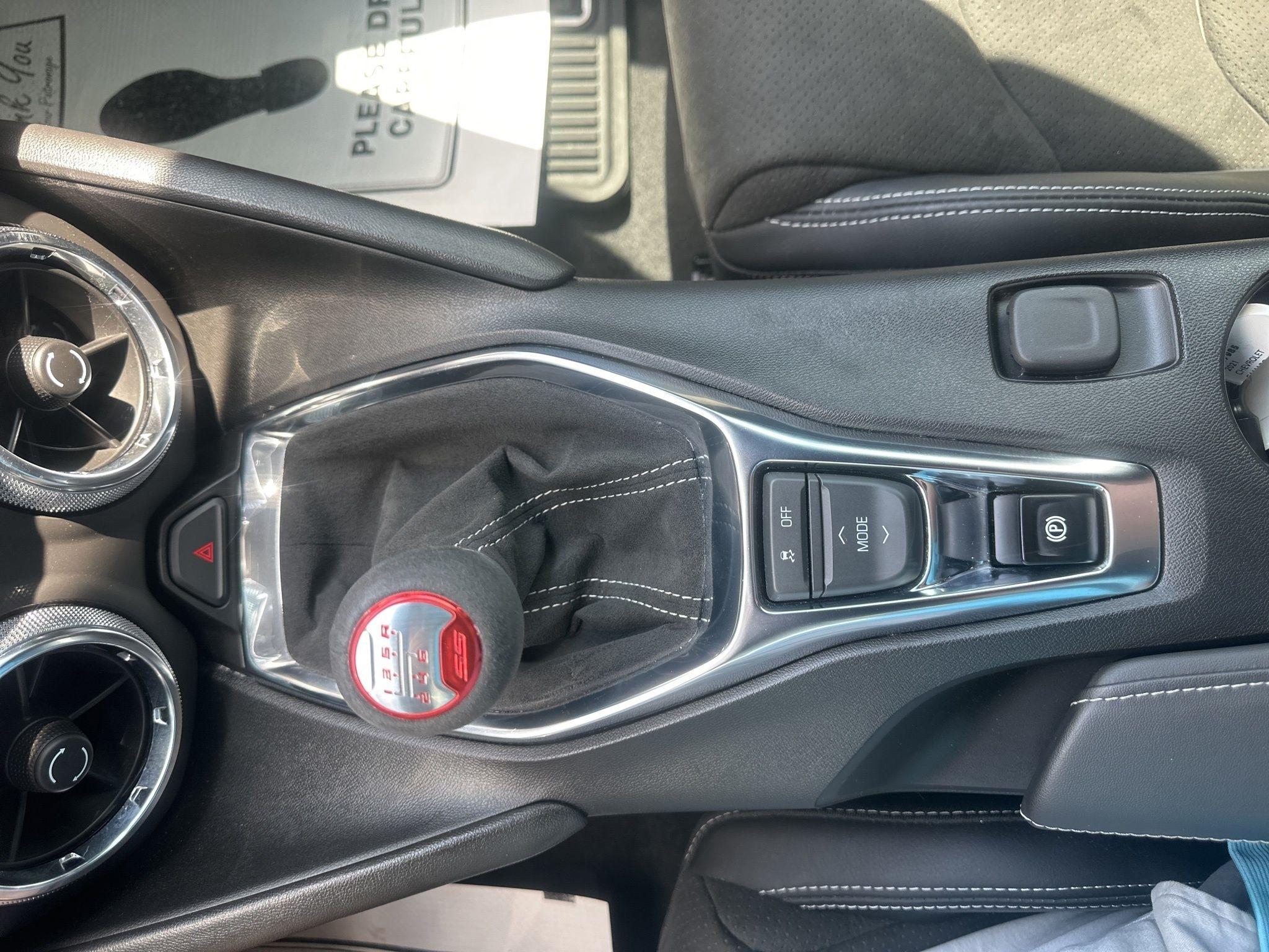 Chevrolet Camaro  2021