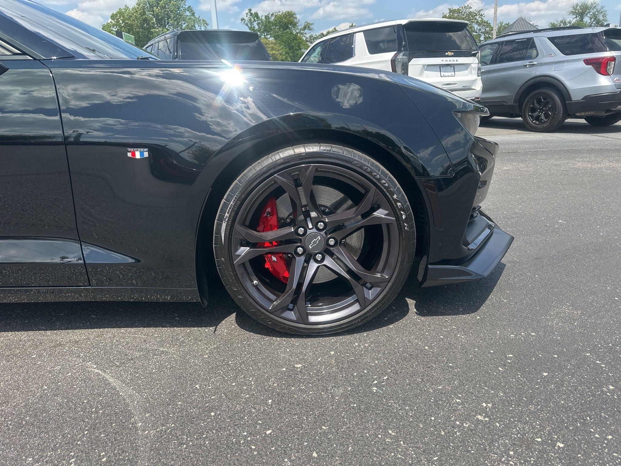 Chevrolet Camaro  2021