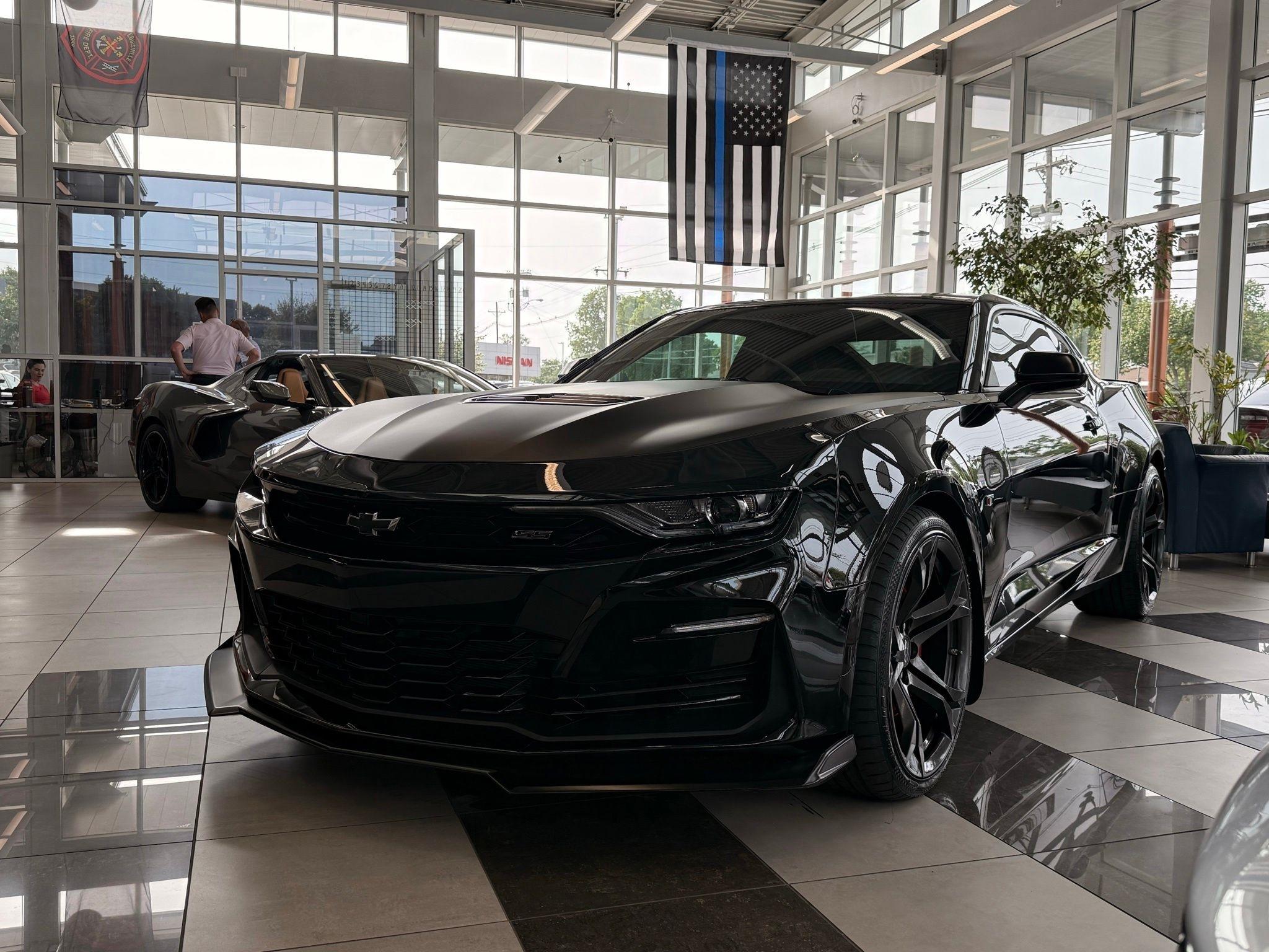 Chevrolet Camaro  2021