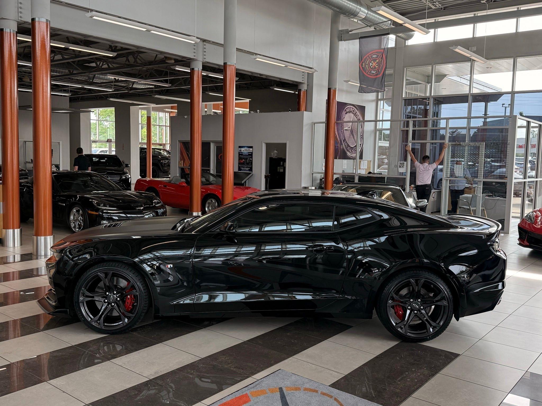 Chevrolet Camaro  2021